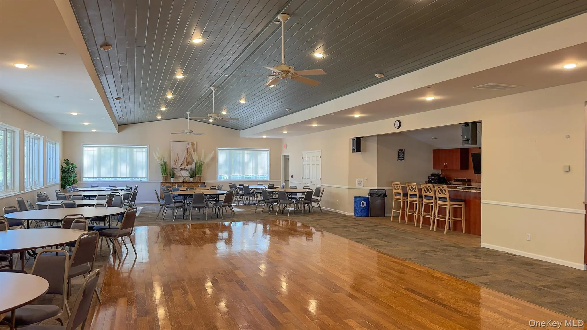 1407 Middle Road, Brookhaven, NY, 2 Bedrooms Bedrooms, 6 Rooms Rooms,2 BathroomsBathrooms,Residential,For Rent,Middle,0,995626 1407 Middle Road, Brookhaven, NY, 2 Bedrooms Bedrooms, 6 Rooms Rooms,2 BathroomsBathrooms,Residential,For Rent,Middle,0,995626