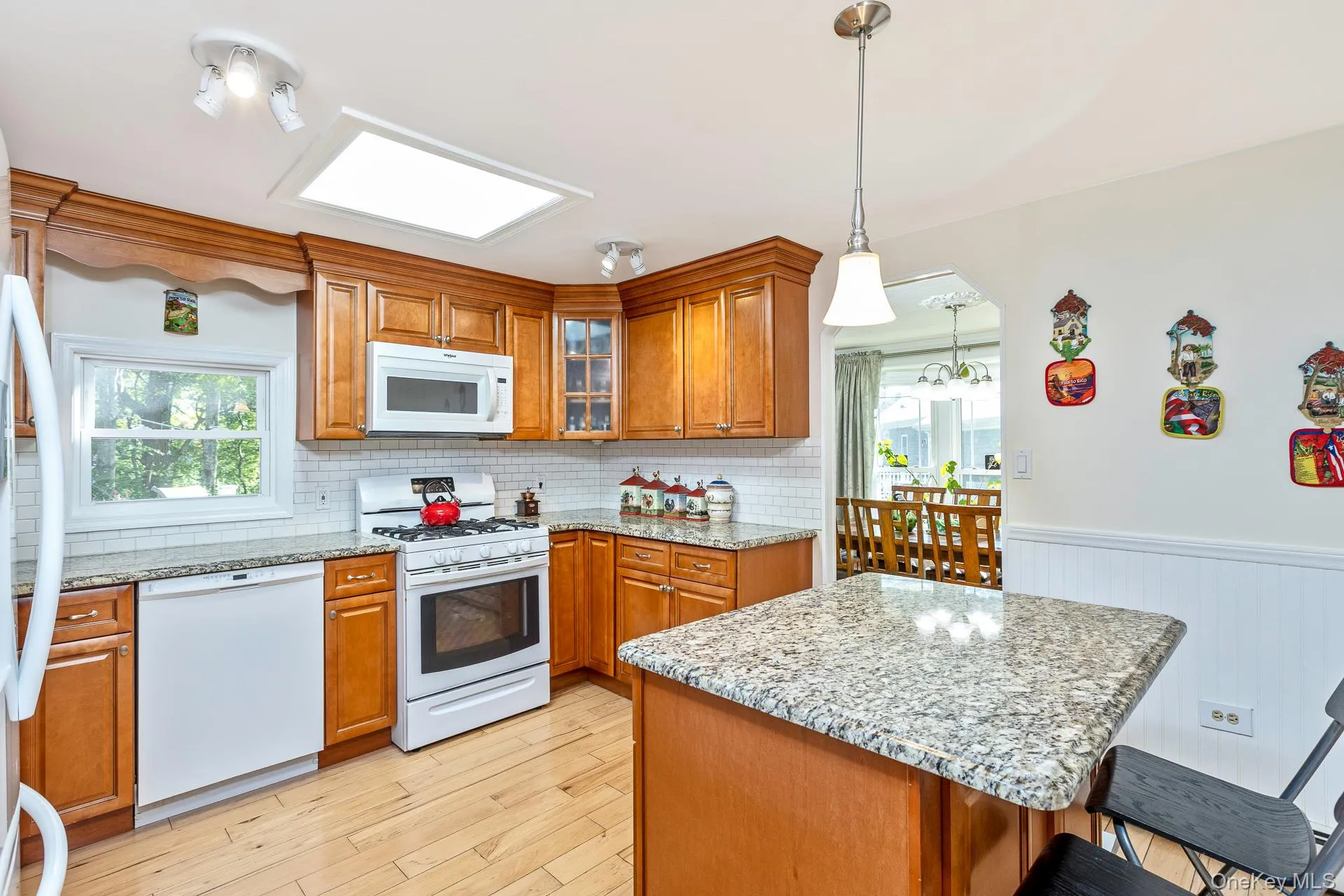 1407 Middle Road, Brookhaven, NY, 2 Bedrooms Bedrooms, 6 Rooms Rooms,2 BathroomsBathrooms,Residential,For Rent,Middle,0,995626 1407 Middle Road, Brookhaven, NY, 2 Bedrooms Bedrooms, 6 Rooms Rooms,2 BathroomsBathrooms,Residential,For Rent,Middle,0,995626
