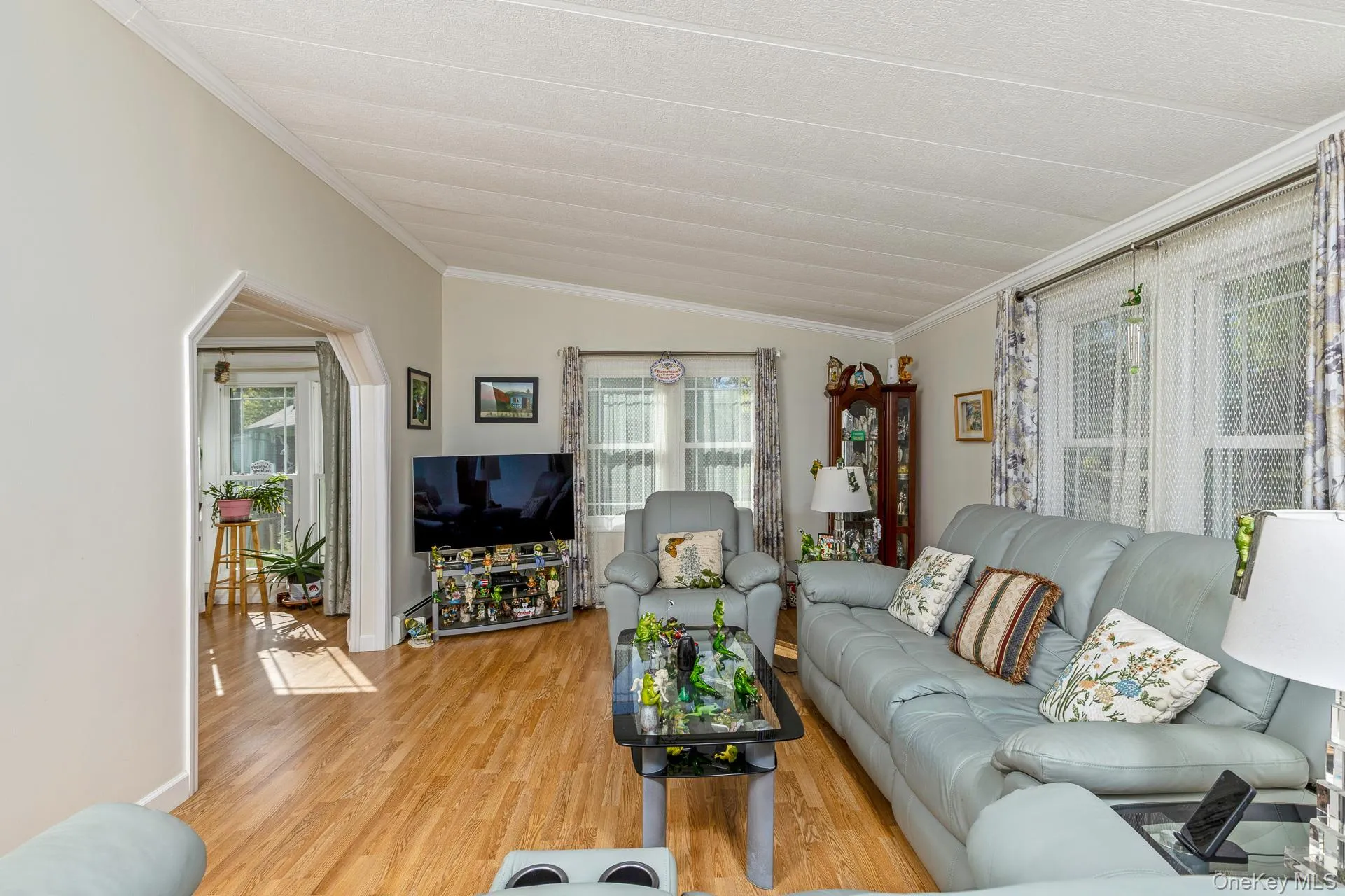 1407 Middle Road, Brookhaven, NY, 2 Bedrooms Bedrooms, 6 Rooms Rooms,2 BathroomsBathrooms,Residential,For Rent,Middle,0,995626 1407 Middle Road, Brookhaven, NY, 2 Bedrooms Bedrooms, 6 Rooms Rooms,2 BathroomsBathrooms,Residential,For Rent,Middle,0,995626