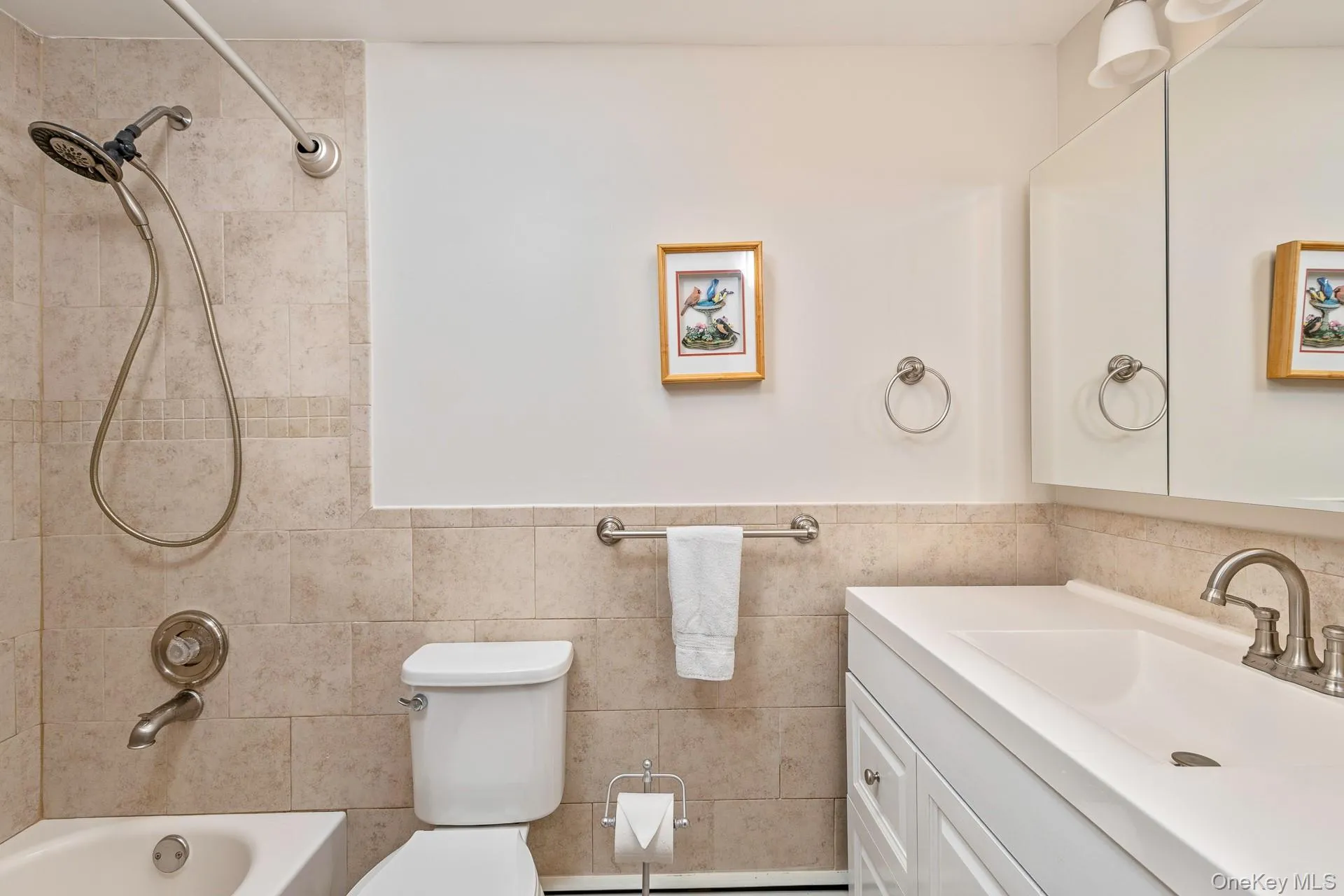 1407 Middle Road, Brookhaven, NY, 2 Bedrooms Bedrooms, 6 Rooms Rooms,2 BathroomsBathrooms,Residential,For Rent,Middle,0,995626 1407 Middle Road, Brookhaven, NY, 2 Bedrooms Bedrooms, 6 Rooms Rooms,2 BathroomsBathrooms,Residential,For Rent,Middle,0,995626