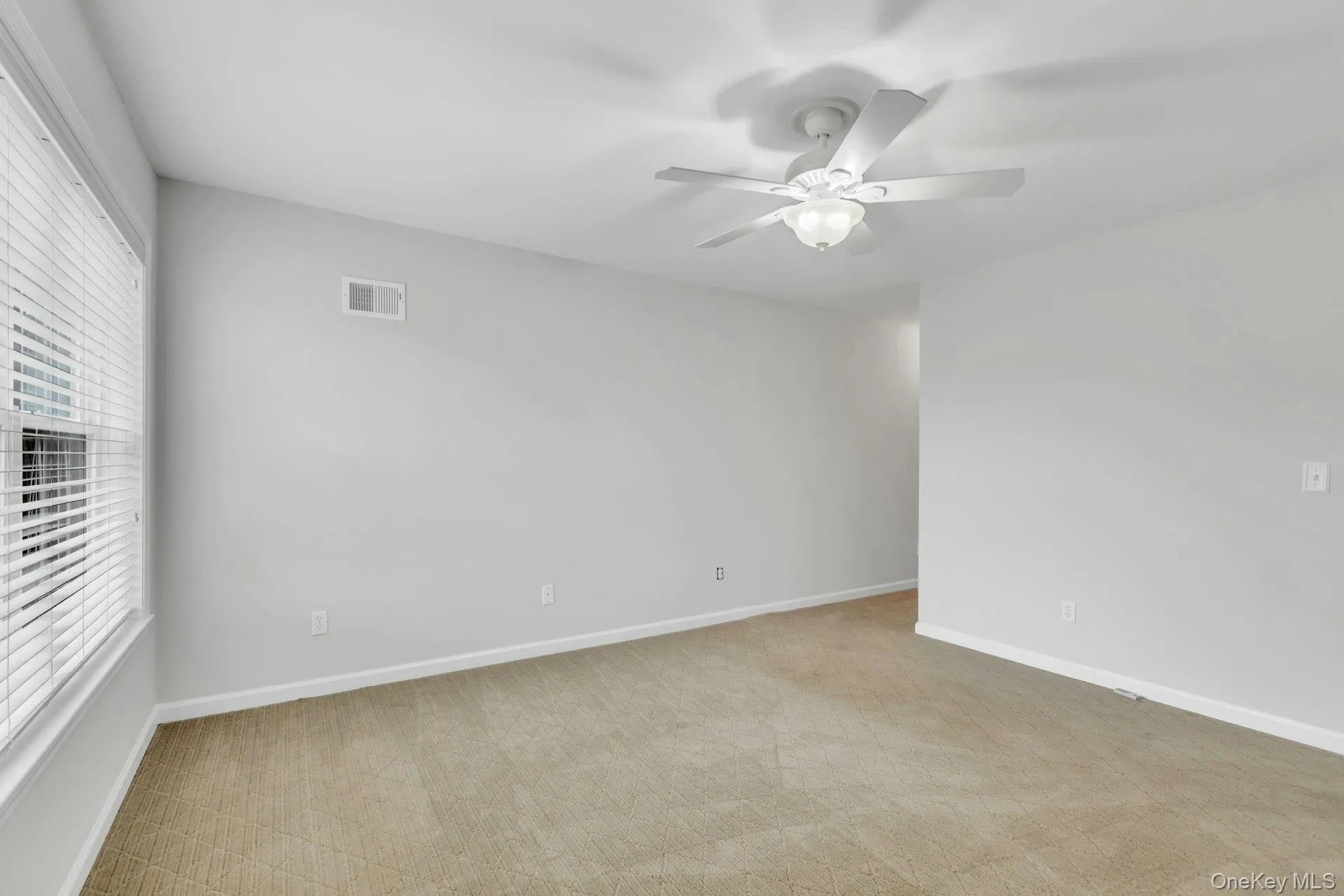 5 Terrace Lane, Brookhaven, NY, 3 Bedrooms Bedrooms, 8 Rooms Rooms,2 BathroomsBathrooms,Residential,For Rent,Terrace,0,995655 5 Terrace Lane, Brookhaven, NY, 3 Bedrooms Bedrooms, 8 Rooms Rooms,2 BathroomsBathrooms,Residential,For Rent,Terrace,0,995655