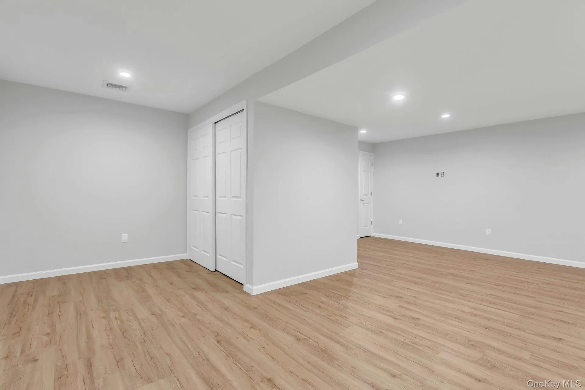 5 Terrace Lane, Brookhaven, NY, 3 Bedrooms Bedrooms, 8 Rooms Rooms,2 BathroomsBathrooms,Residential,For Rent,Terrace,0,995655 5 Terrace Lane, Brookhaven, NY, 3 Bedrooms Bedrooms, 8 Rooms Rooms,2 BathroomsBathrooms,Residential,For Rent,Terrace,0,995655