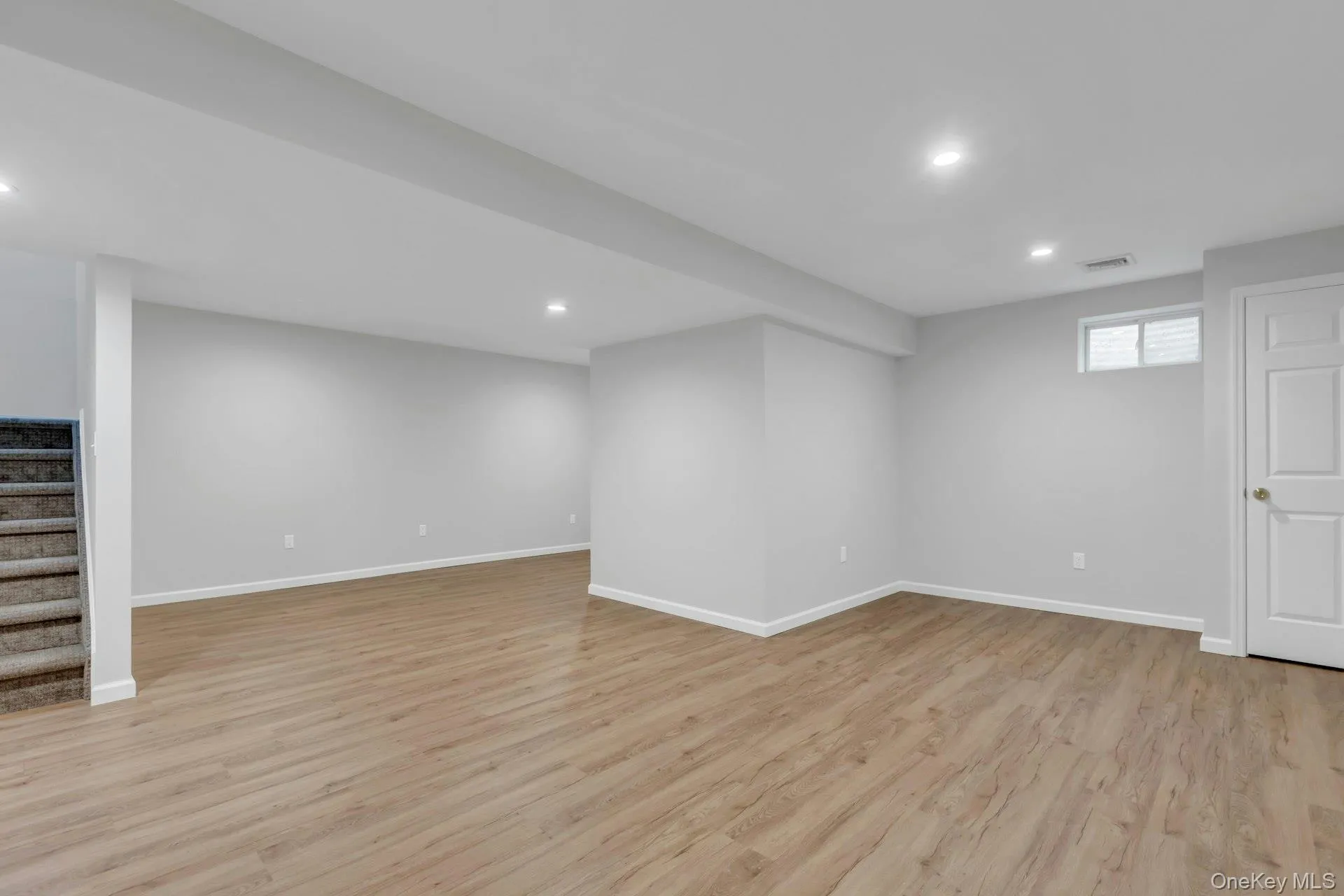 5 Terrace Lane, Brookhaven, NY, 3 Bedrooms Bedrooms, 8 Rooms Rooms,2 BathroomsBathrooms,Residential,For Rent,Terrace,0,995655 5 Terrace Lane, Brookhaven, NY, 3 Bedrooms Bedrooms, 8 Rooms Rooms,2 BathroomsBathrooms,Residential,For Rent,Terrace,0,995655