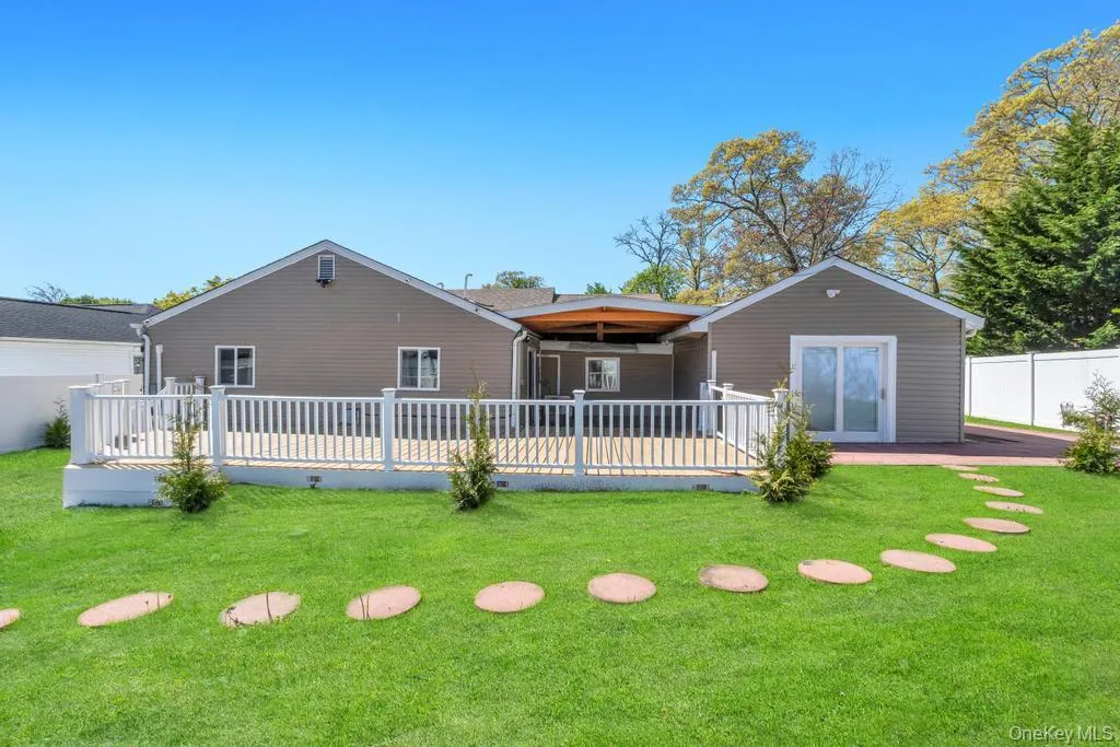 25 Snyder Street, Brookhaven, NY, 3 Bedrooms Bedrooms, 7 Rooms Rooms,2 BathroomsBathrooms,Residential Sale,For Rent,Snyder,0,995666 25 Snyder Street, Brookhaven, NY, 3 Bedrooms Bedrooms, 7 Rooms Rooms,2 BathroomsBathrooms,Residential Sale,For Rent,Snyder,0,995666