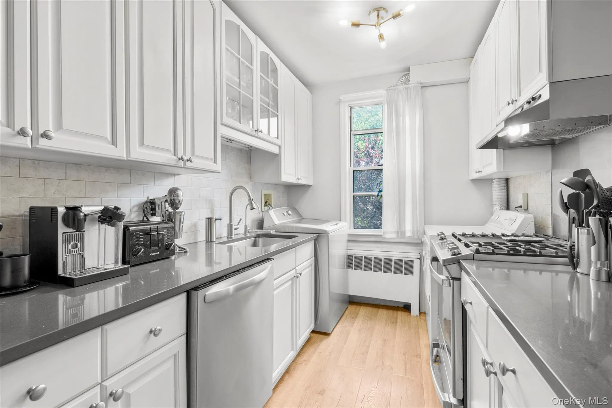 309 Palmer Terrace, Mamaroneck, NY, 3 Bedrooms Bedrooms, 5 Rooms Rooms,1 BathroomBathrooms,Residential,For Rent,Palmer,0,995679 309 Palmer Terrace, Mamaroneck, NY, 3 Bedrooms Bedrooms, 5 Rooms Rooms,1 BathroomBathrooms,Residential,For Rent,Palmer,0,995679