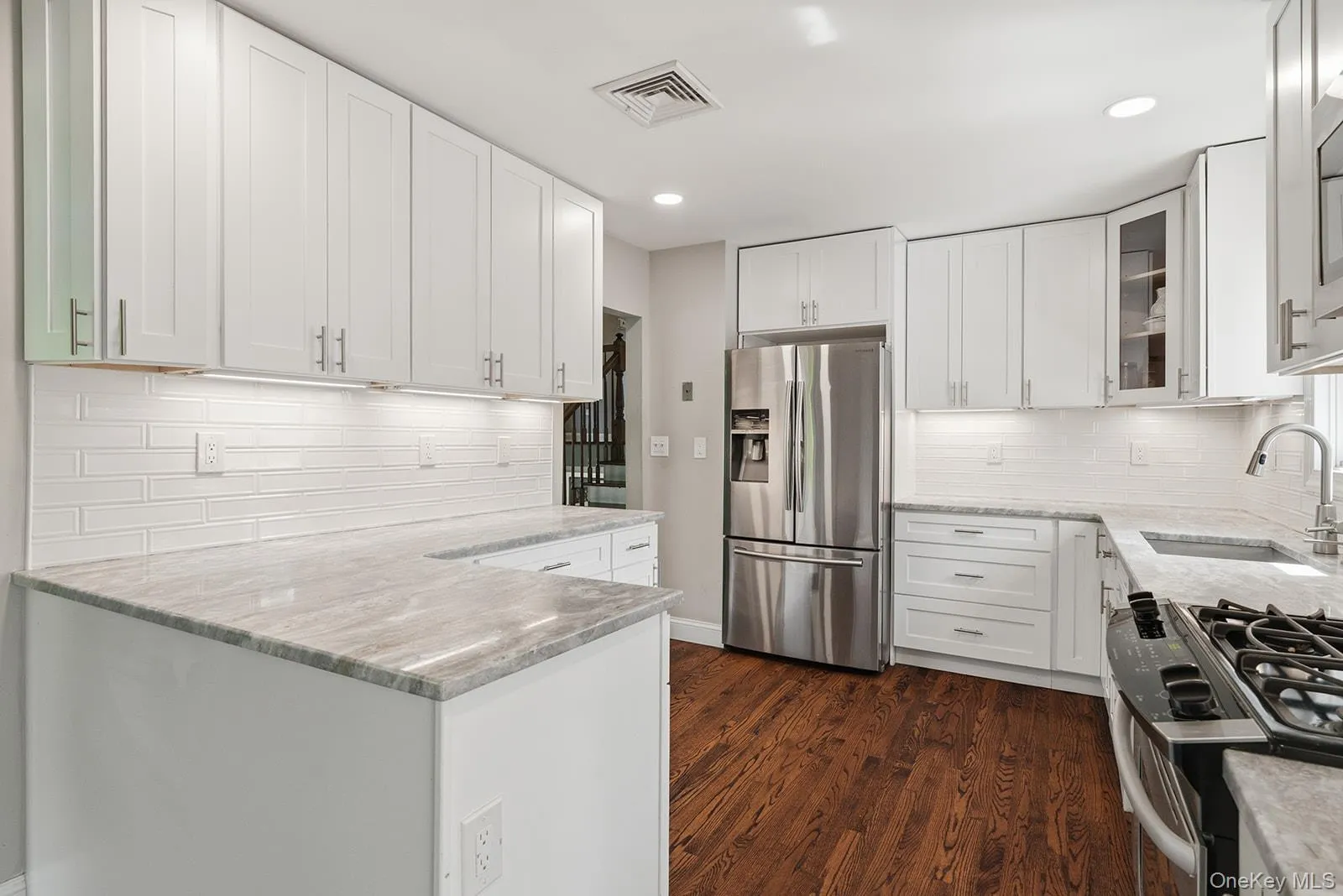 23 Yale Terrace, Orangetown, NY, 4 Bedrooms Bedrooms, 12 Rooms Rooms,2 BathroomsBathrooms,Residential,For Rent,Yale,0,995683 23 Yale Terrace, Orangetown, NY, 4 Bedrooms Bedrooms, 12 Rooms Rooms,2 BathroomsBathrooms,Residential,For Rent,Yale,0,995683