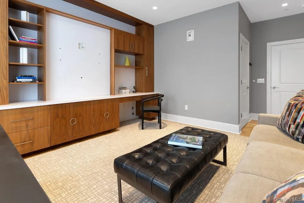 18 Rivers Edge Drive, Greenburgh, NY, 2 Bedrooms Bedrooms, 5 Rooms Rooms,2 BathroomsBathrooms,Residential,For Rent,Rivers Edge,0,995686 18 Rivers Edge Drive, Greenburgh, NY, 2 Bedrooms Bedrooms, 5 Rooms Rooms,2 BathroomsBathrooms,Residential,For Rent,Rivers Edge,0,995686