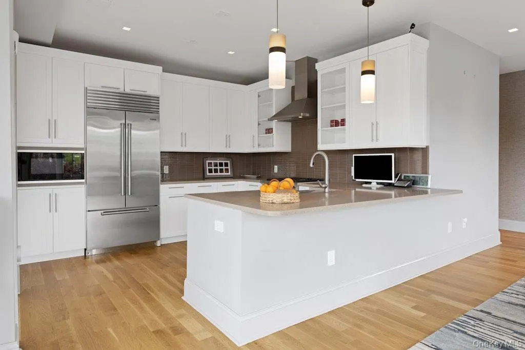 18 Rivers Edge Drive, Greenburgh, NY, 2 Bedrooms Bedrooms, 5 Rooms Rooms,2 BathroomsBathrooms,Residential,For Rent,Rivers Edge,0,995686 18 Rivers Edge Drive, Greenburgh, NY, 2 Bedrooms Bedrooms, 5 Rooms Rooms,2 BathroomsBathrooms,Residential,For Rent,Rivers Edge,0,995686