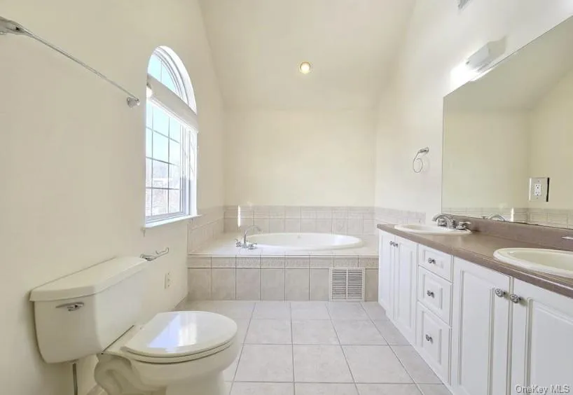 63 Sunflower Ridge Road, Brookhaven, NY, 4 Bedrooms Bedrooms, 8 Rooms Rooms,2 BathroomsBathrooms,Residential Lease,For Rent,Sunflower Ridge,0,995688 63 Sunflower Ridge Road, Brookhaven, NY, 4 Bedrooms Bedrooms, 8 Rooms Rooms,2 BathroomsBathrooms,Residential Lease,For Rent,Sunflower Ridge,0,995688