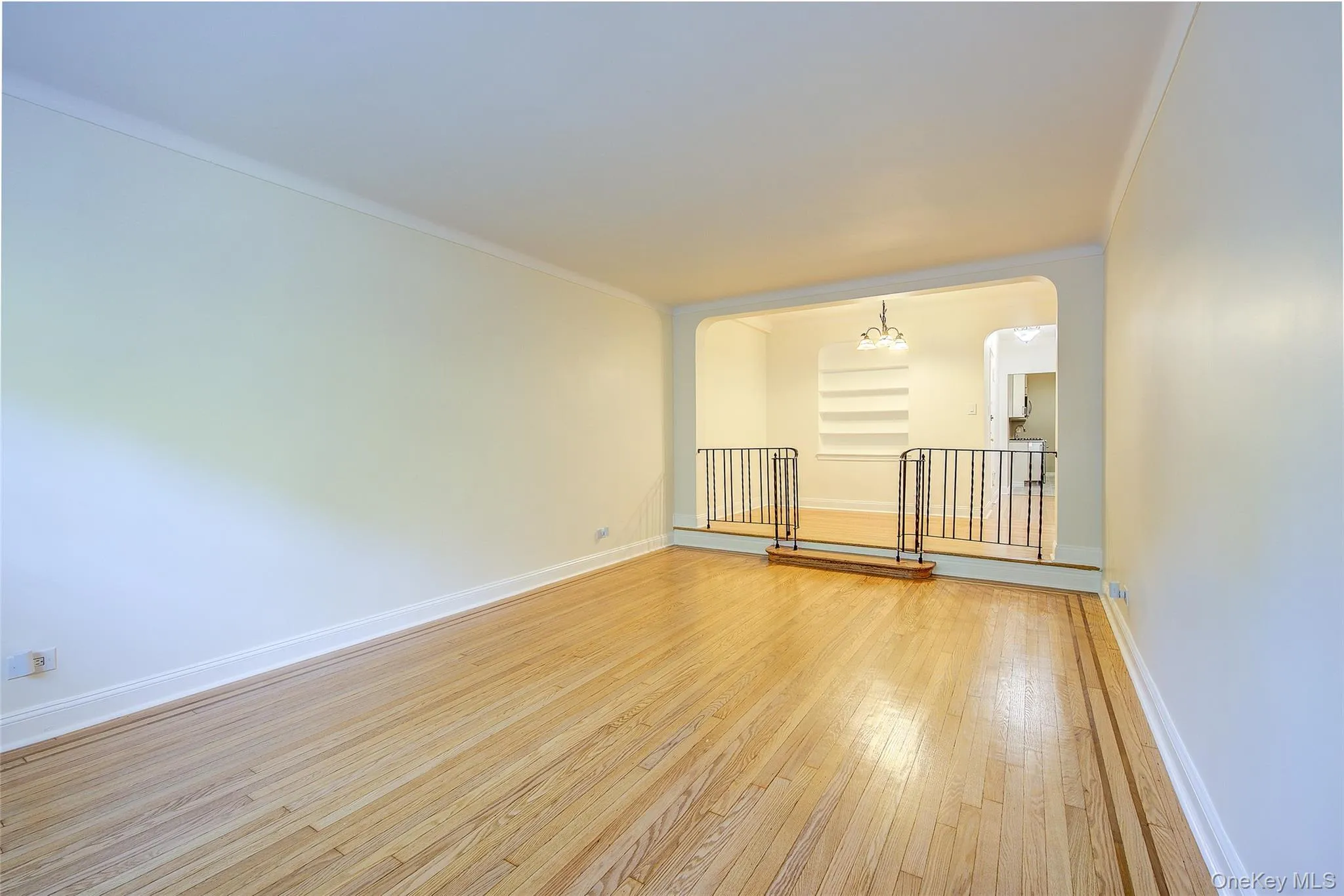 76-35 113th Street, New York, NY, 2 Bedrooms Bedrooms, 4 Rooms Rooms,1 BathroomBathrooms,Residential Sale,For Rent,113th,0,995703 76-35 113th Street, New York, NY, 2 Bedrooms Bedrooms, 4 Rooms Rooms,1 BathroomBathrooms,Residential Sale,For Rent,113th,0,995703
