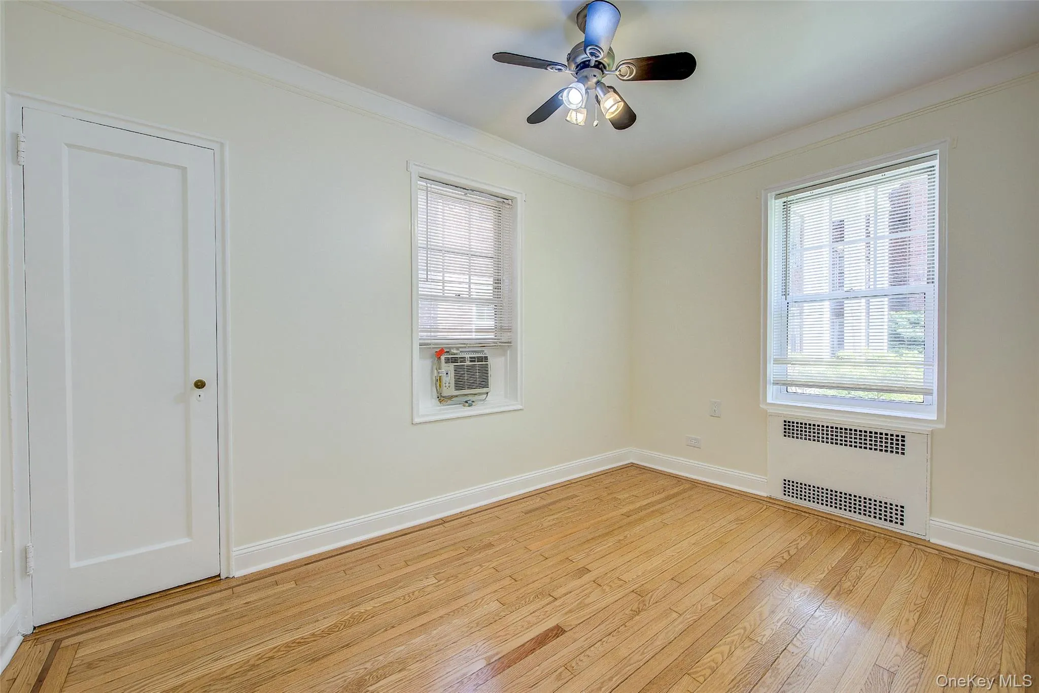 76-35 113th Street, New York, NY, 2 Bedrooms Bedrooms, 4 Rooms Rooms,1 BathroomBathrooms,Residential Sale,For Rent,113th,0,995703 76-35 113th Street, New York, NY, 2 Bedrooms Bedrooms, 4 Rooms Rooms,1 BathroomBathrooms,Residential Sale,For Rent,113th,0,995703