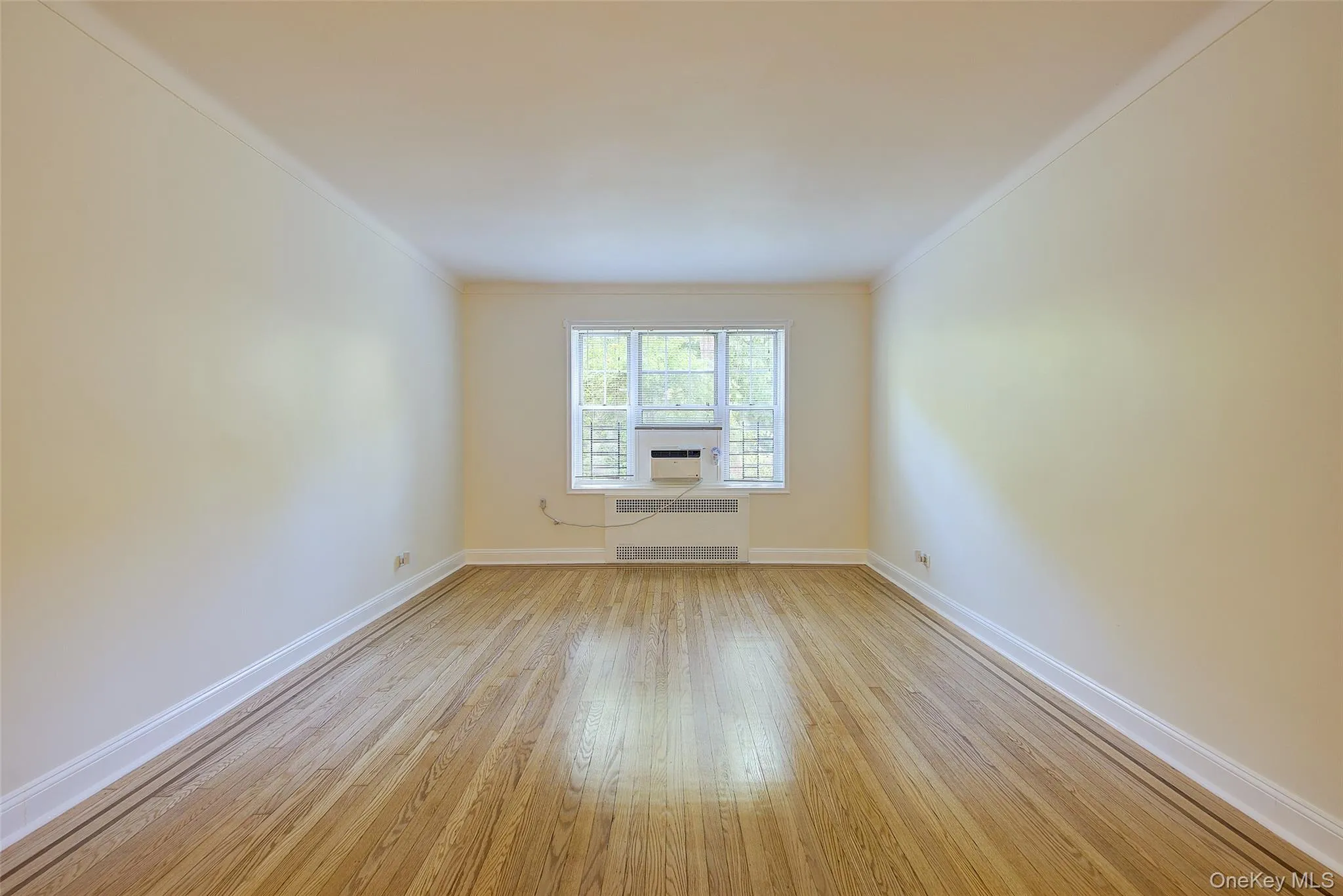 76-35 113th Street, New York, NY, 2 Bedrooms Bedrooms, 4 Rooms Rooms,1 BathroomBathrooms,Residential Sale,For Rent,113th,0,995703 76-35 113th Street, New York, NY, 2 Bedrooms Bedrooms, 4 Rooms Rooms,1 BathroomBathrooms,Residential Sale,For Rent,113th,0,995703