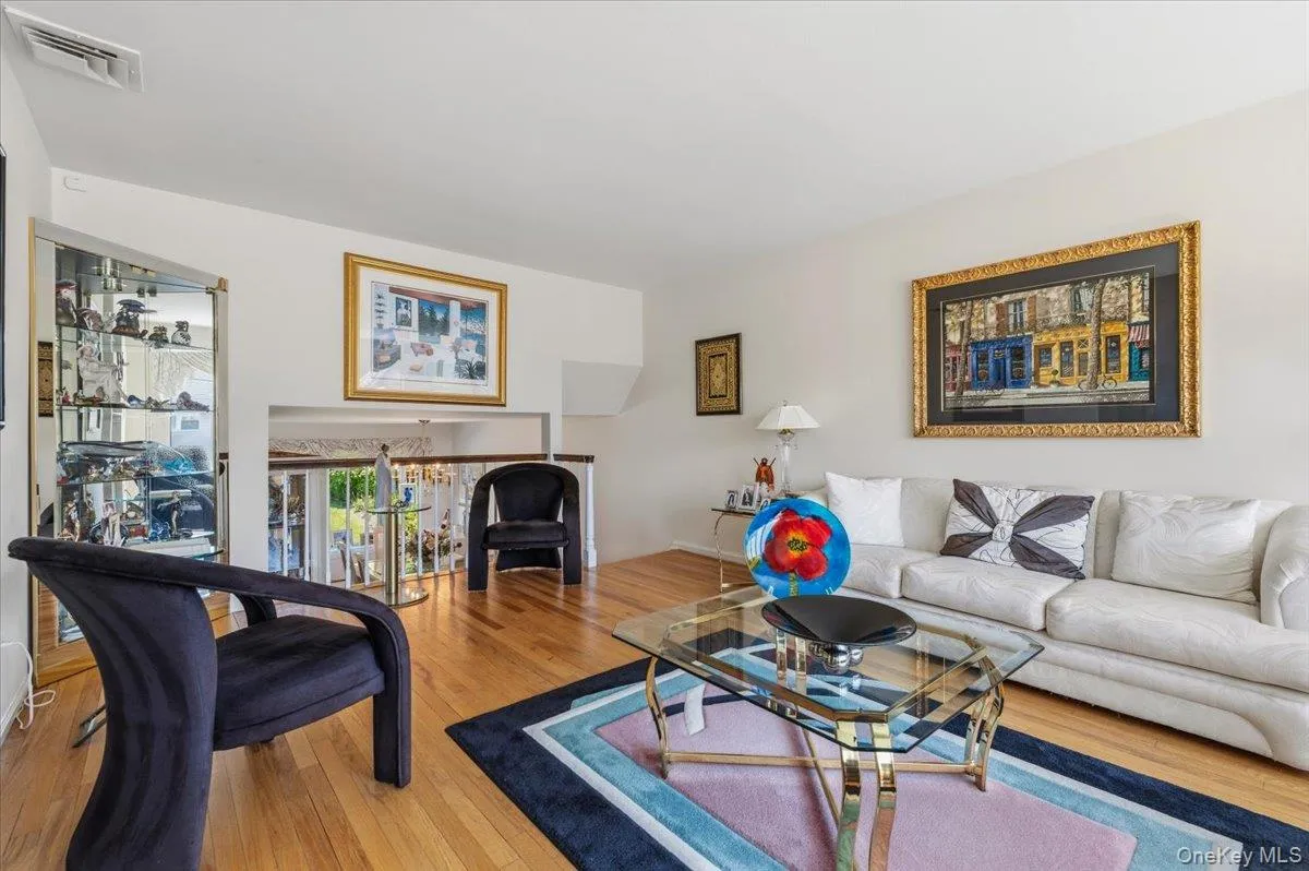 3089 Monterey Drive, Hempstead, NY, 4 Bedrooms Bedrooms, 8 Rooms Rooms,2 BathroomsBathrooms,Residential,For Rent,Monterey,0,995712 3089 Monterey Drive, Hempstead, NY, 4 Bedrooms Bedrooms, 8 Rooms Rooms,2 BathroomsBathrooms,Residential,For Rent,Monterey,0,995712