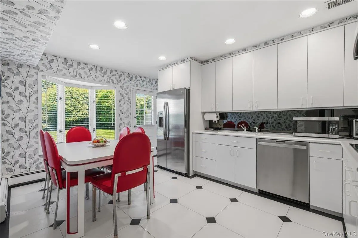 3089 Monterey Drive, Hempstead, NY, 4 Bedrooms Bedrooms, 8 Rooms Rooms,2 BathroomsBathrooms,Residential,For Rent,Monterey,0,995712 3089 Monterey Drive, Hempstead, NY, 4 Bedrooms Bedrooms, 8 Rooms Rooms,2 BathroomsBathrooms,Residential,For Rent,Monterey,0,995712