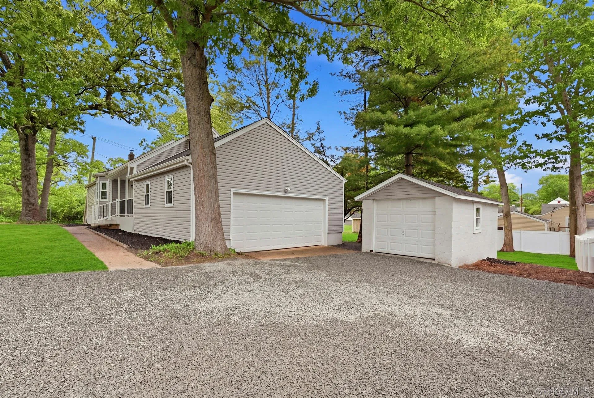 101 Rustic Road, Brookhaven, NY, 4 Bedrooms Bedrooms, 8 Rooms Rooms,2 BathroomsBathrooms,Residential,For Rent,Rustic,0,995719 101 Rustic Road, Brookhaven, NY, 4 Bedrooms Bedrooms, 8 Rooms Rooms,2 BathroomsBathrooms,Residential,For Rent,Rustic,0,995719