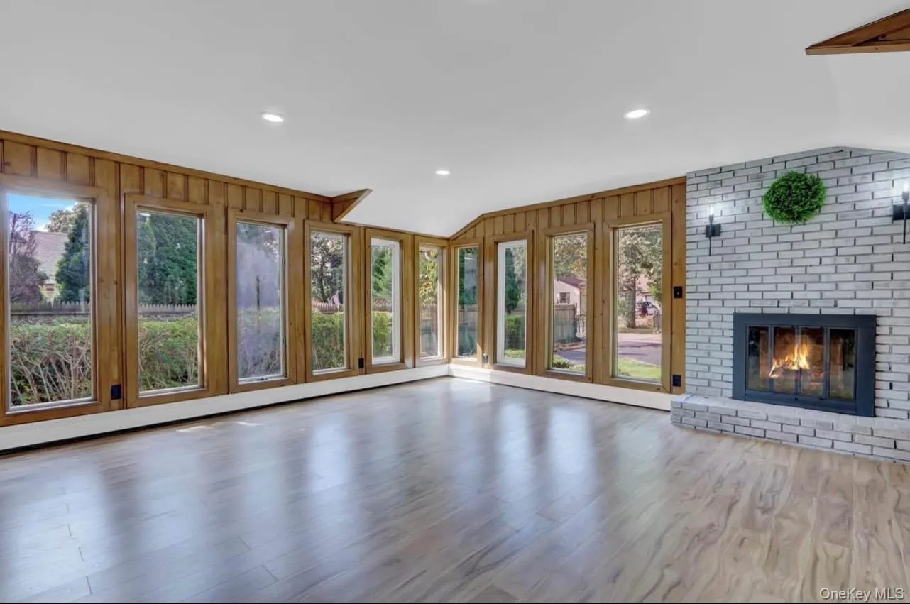 85 Woodland Drive, Brookhaven, NY, 2 Bedrooms Bedrooms, 5 Rooms Rooms,1 BathroomBathrooms,Residential Lease,For Rent,Woodland,0,995722 85 Woodland Drive, Brookhaven, NY, 2 Bedrooms Bedrooms, 5 Rooms Rooms,1 BathroomBathrooms,Residential Lease,For Rent,Woodland,0,995722
