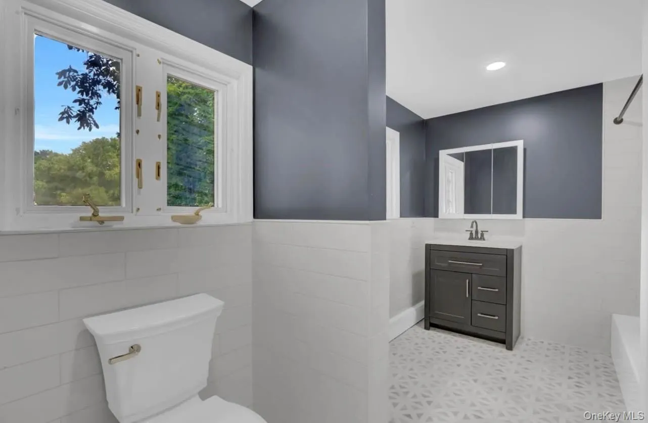 85 Woodland Drive, Brookhaven, NY, 2 Bedrooms Bedrooms, 5 Rooms Rooms,1 BathroomBathrooms,Residential Lease,For Rent,Woodland,0,995722 85 Woodland Drive, Brookhaven, NY, 2 Bedrooms Bedrooms, 5 Rooms Rooms,1 BathroomBathrooms,Residential Lease,For Rent,Woodland,0,995722