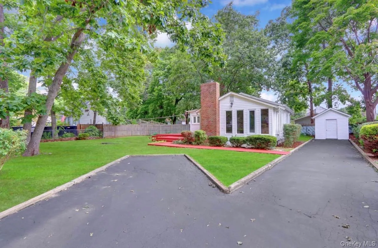 85 Woodland Drive, Brookhaven, NY, 2 Bedrooms Bedrooms, 5 Rooms Rooms,1 BathroomBathrooms,Residential Lease,For Rent,Woodland,0,995722 85 Woodland Drive, Brookhaven, NY, 2 Bedrooms Bedrooms, 5 Rooms Rooms,1 BathroomBathrooms,Residential Lease,For Rent,Woodland,0,995722