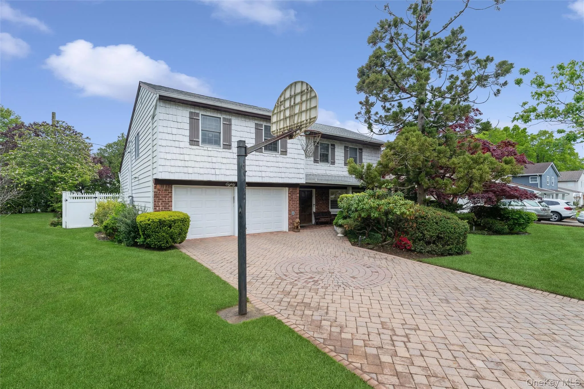 84 Nottingham Road, North Hempstead, NY, 5 Bedrooms Bedrooms, 9 Rooms Rooms,2 BathroomsBathrooms,Residential Sale,For Rent,Nottingham,0,995721 84 Nottingham Road, North Hempstead, NY, 5 Bedrooms Bedrooms, 9 Rooms Rooms,2 BathroomsBathrooms,Residential Sale,For Rent,Nottingham,0,995721