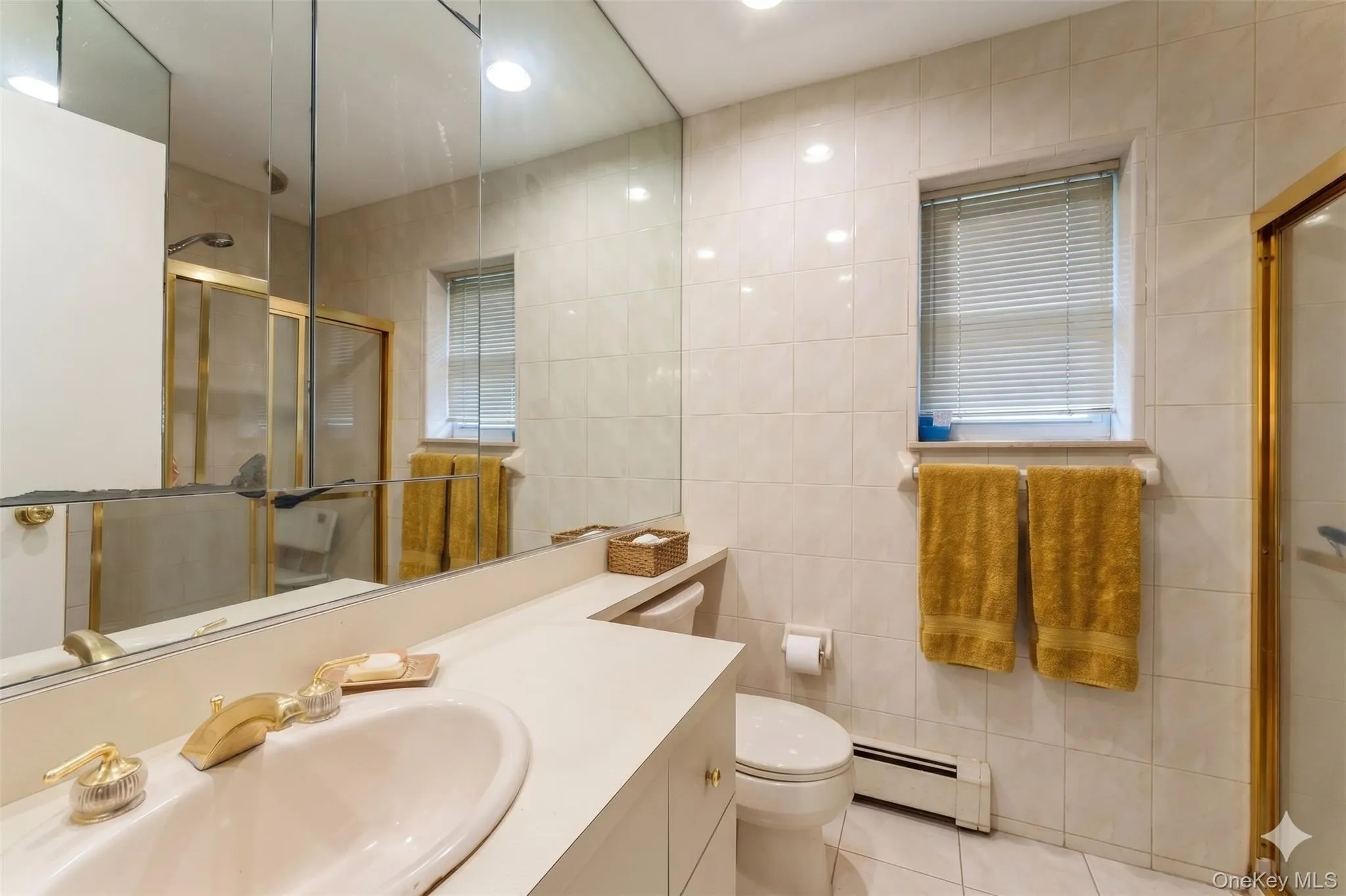 84 Nottingham Road, North Hempstead, NY, 5 Bedrooms Bedrooms, 9 Rooms Rooms,2 BathroomsBathrooms,Residential Sale,For Rent,Nottingham,0,995721 84 Nottingham Road, North Hempstead, NY, 5 Bedrooms Bedrooms, 9 Rooms Rooms,2 BathroomsBathrooms,Residential Sale,For Rent,Nottingham,0,995721