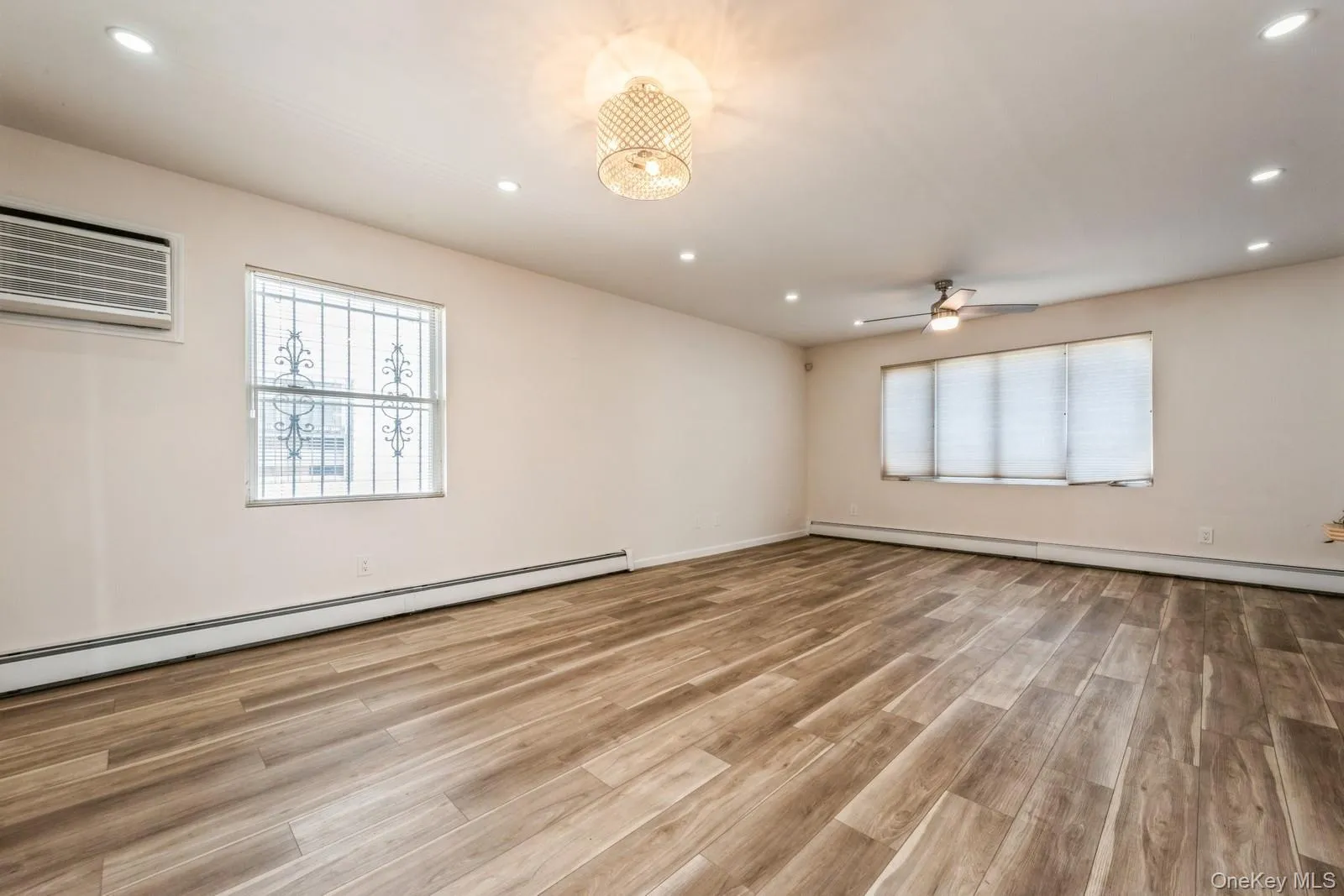 14662 181st Street, New York, NY, 3 Bedrooms Bedrooms, 5 Rooms Rooms,2 BathroomsBathrooms,Residential Lease,For Rent,181st,0,995724 14662 181st Street, New York, NY, 3 Bedrooms Bedrooms, 5 Rooms Rooms,2 BathroomsBathrooms,Residential Lease,For Rent,181st,0,995724