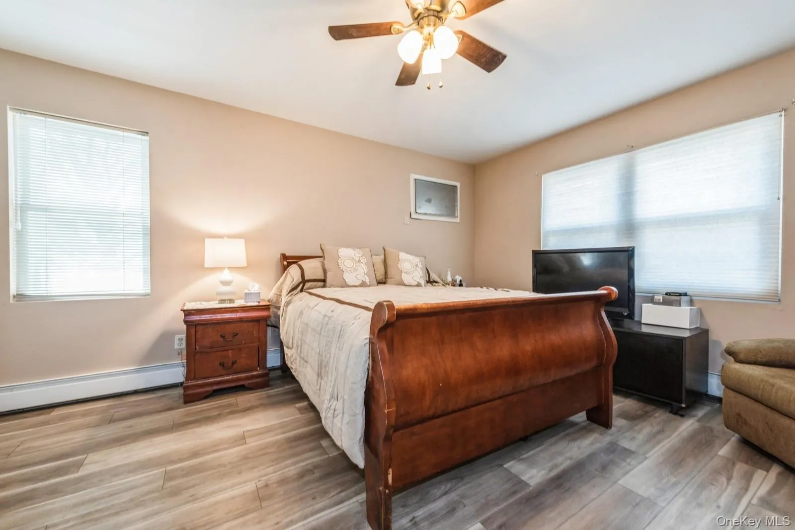 14662 181st Street, New York, NY, 3 Bedrooms Bedrooms, 5 Rooms Rooms,2 BathroomsBathrooms,Residential Lease,For Rent,181st,0,995724 14662 181st Street, New York, NY, 3 Bedrooms Bedrooms, 5 Rooms Rooms,2 BathroomsBathrooms,Residential Lease,For Rent,181st,0,995724