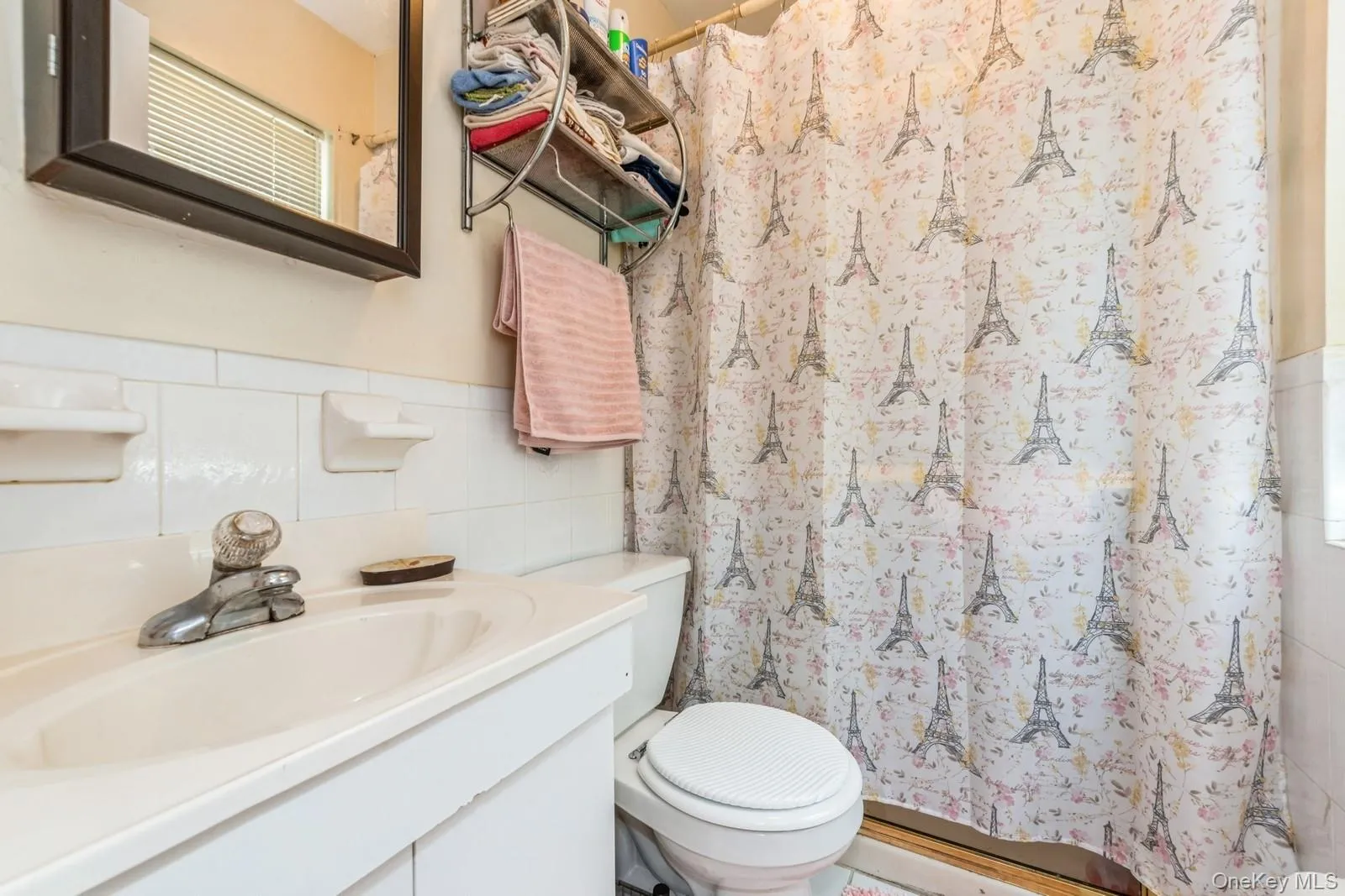 14662 181st Street, New York, NY, 3 Bedrooms Bedrooms, 5 Rooms Rooms,2 BathroomsBathrooms,Residential Lease,For Rent,181st,0,995724 14662 181st Street, New York, NY, 3 Bedrooms Bedrooms, 5 Rooms Rooms,2 BathroomsBathrooms,Residential Lease,For Rent,181st,0,995724