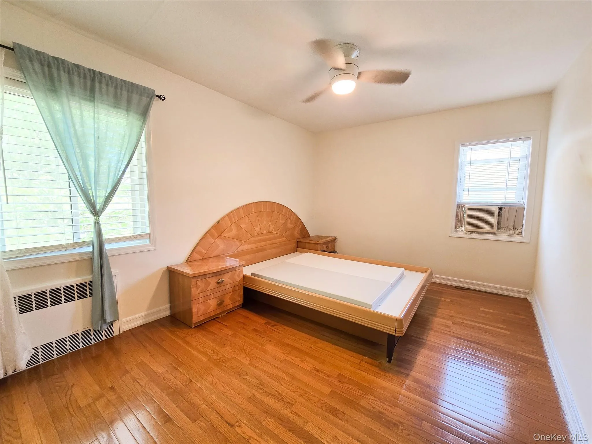 4520 217th Street, New York, NY, 3 Bedrooms Bedrooms, 6 Rooms Rooms,1 BathroomBathrooms,Residential,For Rent,217th,0,995732 4520 217th Street, New York, NY, 3 Bedrooms Bedrooms, 6 Rooms Rooms,1 BathroomBathrooms,Residential,For Rent,217th,0,995732