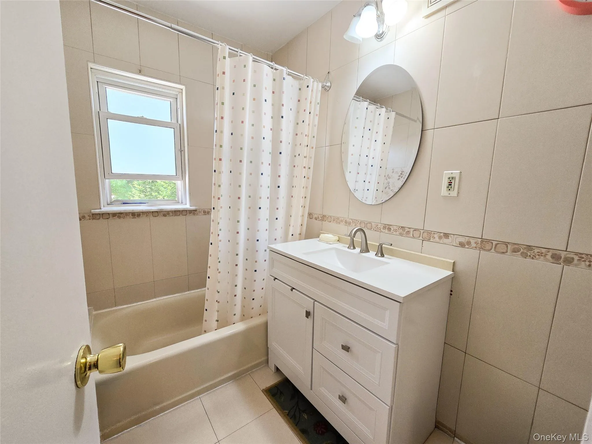 4520 217th Street, New York, NY, 3 Bedrooms Bedrooms, 6 Rooms Rooms,1 BathroomBathrooms,Residential,For Rent,217th,0,995732 4520 217th Street, New York, NY, 3 Bedrooms Bedrooms, 6 Rooms Rooms,1 BathroomBathrooms,Residential,For Rent,217th,0,995732