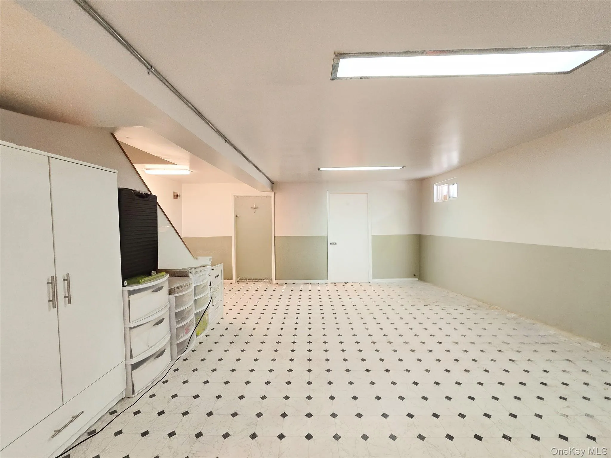 4520 217th Street, New York, NY, 3 Bedrooms Bedrooms, 6 Rooms Rooms,1 BathroomBathrooms,Residential,For Rent,217th,0,995732 4520 217th Street, New York, NY, 3 Bedrooms Bedrooms, 6 Rooms Rooms,1 BathroomBathrooms,Residential,For Rent,217th,0,995732