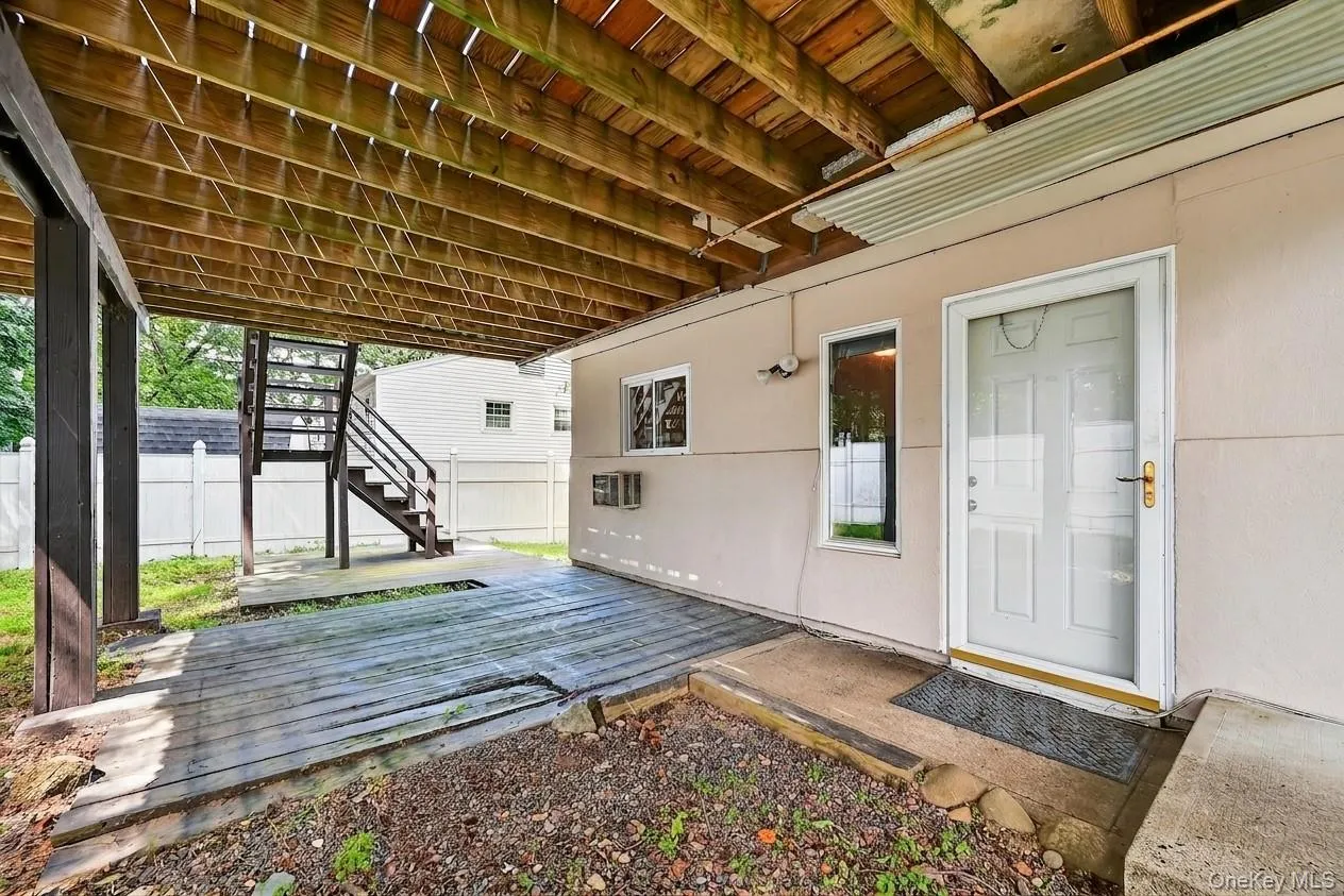 731 Manette Lane, Clarkstown, NY, 4 Bedrooms Bedrooms, 11 Rooms Rooms,3 BathroomsBathrooms,Residential,For Rent,Manette,0,995736 731 Manette Lane, Clarkstown, NY, 4 Bedrooms Bedrooms, 11 Rooms Rooms,3 BathroomsBathrooms,Residential,For Rent,Manette,0,995736