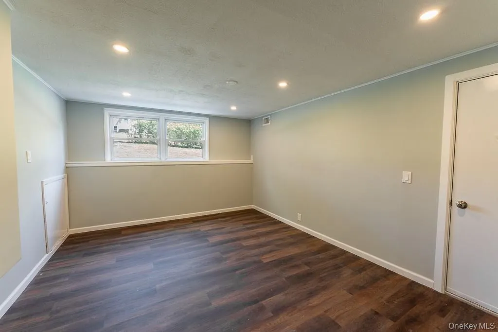 22 Oriole Drive, Poughkeepsie (town), NY, 3 Bedrooms Bedrooms, 6 Rooms Rooms,1 BathroomBathrooms,Residential,For Rent,Oriole,0,995740 22 Oriole Drive, Poughkeepsie (town), NY, 3 Bedrooms Bedrooms, 6 Rooms Rooms,1 BathroomBathrooms,Residential,For Rent,Oriole,0,995740