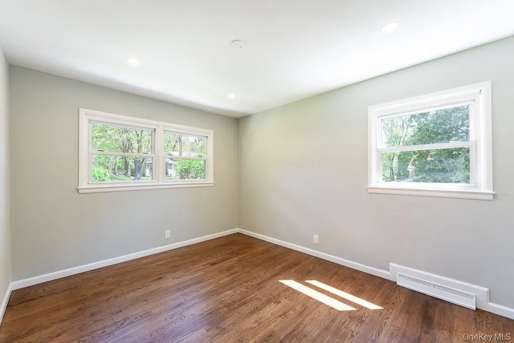 22 Oriole Drive, Poughkeepsie (town), NY, 3 Bedrooms Bedrooms, 6 Rooms Rooms,1 BathroomBathrooms,Residential,For Rent,Oriole,0,995740 22 Oriole Drive, Poughkeepsie (town), NY, 3 Bedrooms Bedrooms, 6 Rooms Rooms,1 BathroomBathrooms,Residential,For Rent,Oriole,0,995740