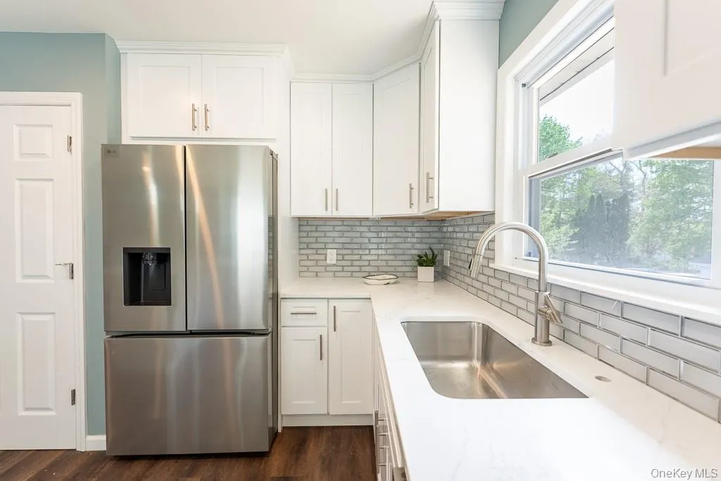 22 Oriole Drive, Poughkeepsie (town), NY, 3 Bedrooms Bedrooms, 6 Rooms Rooms,1 BathroomBathrooms,Residential,For Rent,Oriole,0,995740 22 Oriole Drive, Poughkeepsie (town), NY, 3 Bedrooms Bedrooms, 6 Rooms Rooms,1 BathroomBathrooms,Residential,For Rent,Oriole,0,995740