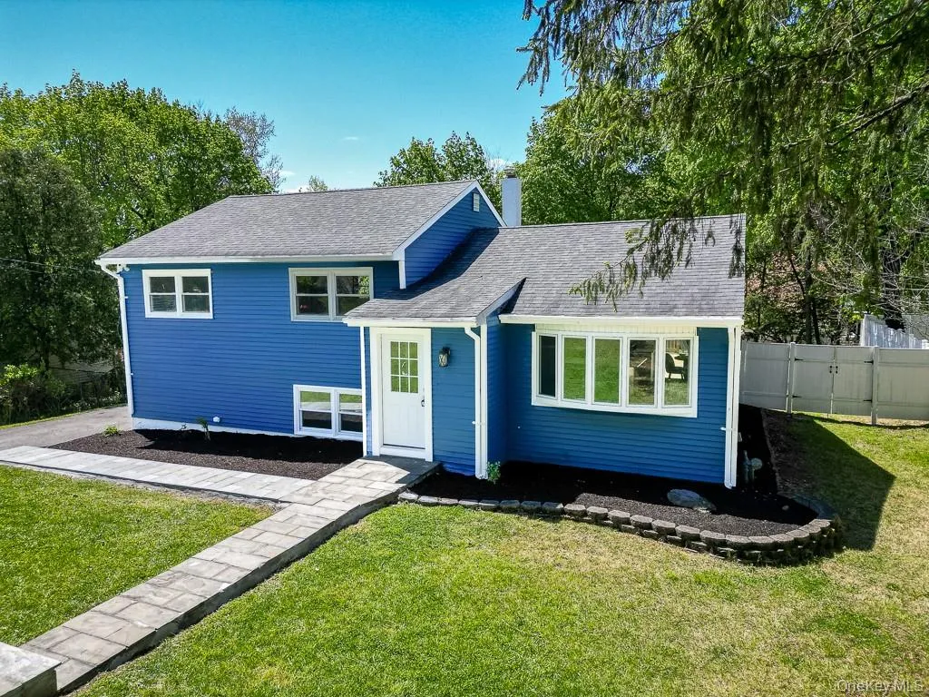 22 Oriole Drive, Poughkeepsie (town), NY, 3 Bedrooms Bedrooms, 6 Rooms Rooms,1 BathroomBathrooms,Residential,For Rent,Oriole,0,995740 22 Oriole Drive, Poughkeepsie (town), NY, 3 Bedrooms Bedrooms, 6 Rooms Rooms,1 BathroomBathrooms,Residential,For Rent,Oriole,0,995740