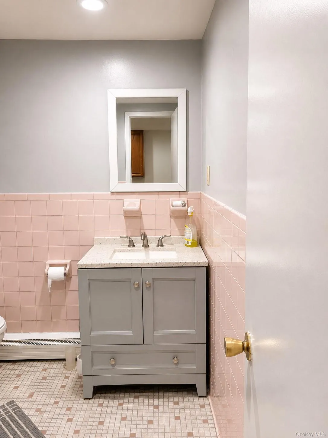 1 New Jersey Street, Babylon, NY, 1 Bedroom Bedrooms, 2 Rooms Rooms,1 BathroomBathrooms,Residential Lease,For Rent,New Jersey,0,995741 1 New Jersey Street, Babylon, NY, 1 Bedroom Bedrooms, 2 Rooms Rooms,1 BathroomBathrooms,Residential Lease,For Rent,New Jersey,0,995741