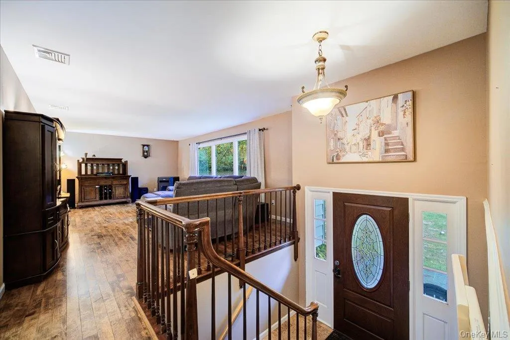 9 Van Vlack Road, East Fishkill, NY, 3 Bedrooms Bedrooms, 9 Rooms Rooms,3 BathroomsBathrooms,Residential,For Rent,Van Vlack,0,KEY995743 9 Van Vlack Road, East Fishkill, NY, 3 Bedrooms Bedrooms, 9 Rooms Rooms,3 BathroomsBathrooms,Residential,For Rent,Van Vlack,0,KEY995743