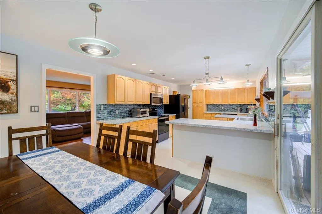 9 Van Vlack Road, East Fishkill, NY, 3 Bedrooms Bedrooms, 9 Rooms Rooms,3 BathroomsBathrooms,Residential,For Rent,Van Vlack,0,KEY995743 9 Van Vlack Road, East Fishkill, NY, 3 Bedrooms Bedrooms, 9 Rooms Rooms,3 BathroomsBathrooms,Residential,For Rent,Van Vlack,0,KEY995743