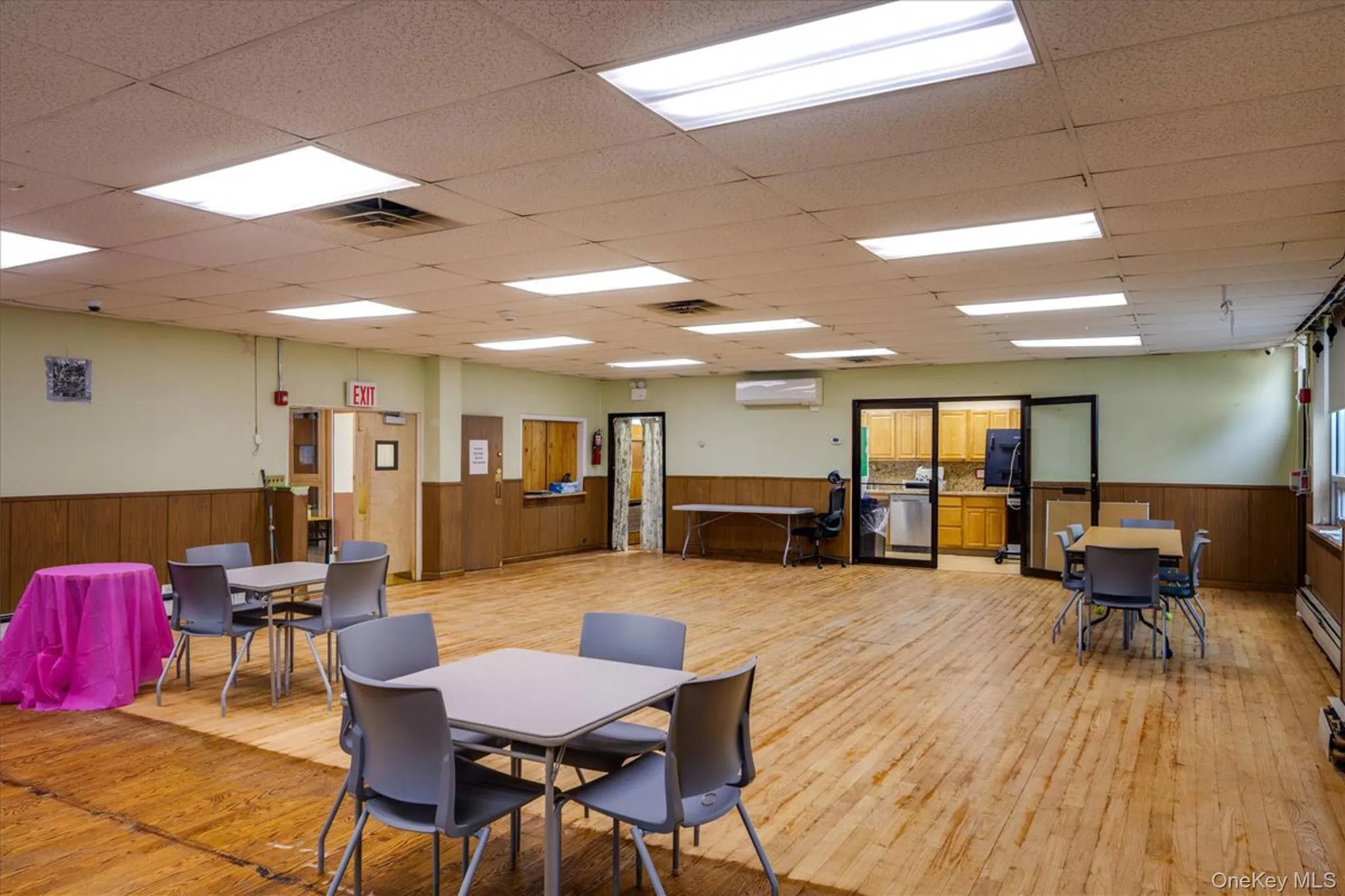 71-64 168th Street, New York, NY, ,Commercial Lease,For Rent,168th,0,995744 71-64 168th Street, New York, NY, ,Commercial Lease,For Rent,168th,0,995744
