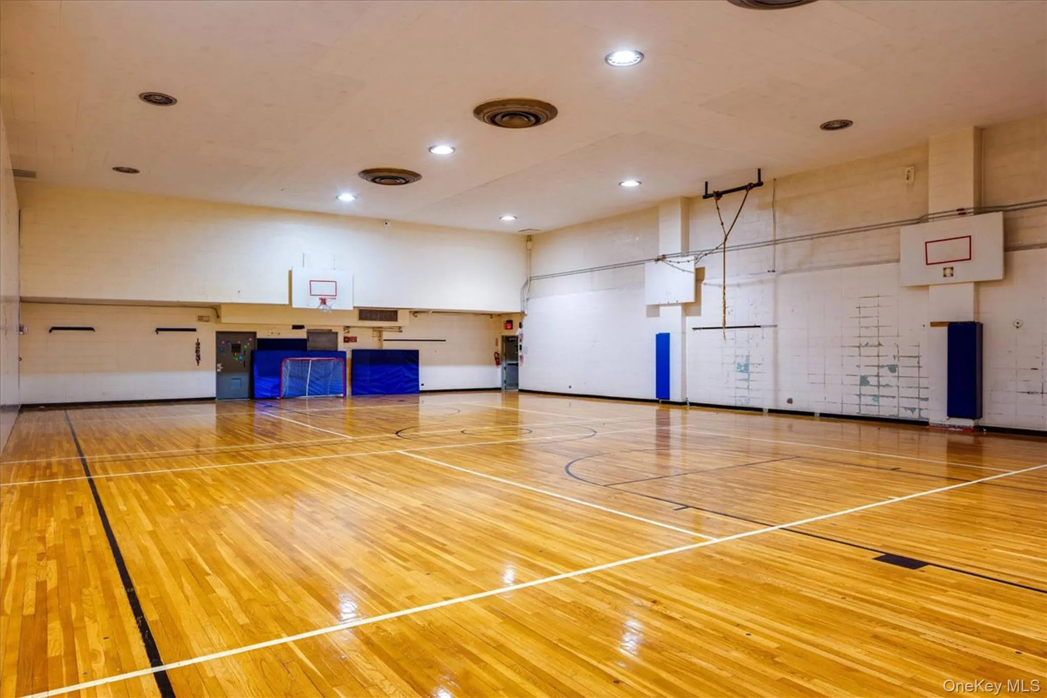 71-64 168th Street, New York, NY, ,Commercial Lease,For Rent,168th,0,995744 71-64 168th Street, New York, NY, ,Commercial Lease,For Rent,168th,0,995744