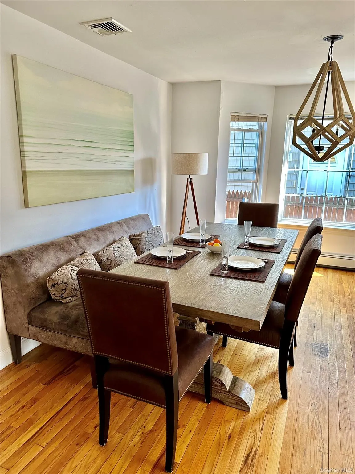 37 Hickory, North Hempstead, NY, 3 Bedrooms Bedrooms, 5 Rooms Rooms,2 BathroomsBathrooms,Residential Lease,For Rent,Hickory,0,995754 37 Hickory, North Hempstead, NY, 3 Bedrooms Bedrooms, 5 Rooms Rooms,2 BathroomsBathrooms,Residential Lease,For Rent,Hickory,0,995754