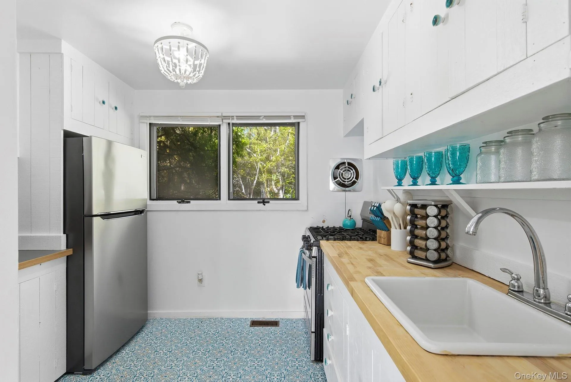 20 Norfolk Drive, East Hampton, NY, 3 Bedrooms Bedrooms, 5 Rooms Rooms,2 BathroomsBathrooms,Residential,For Rent,Norfolk,0,995760 20 Norfolk Drive, East Hampton, NY, 3 Bedrooms Bedrooms, 5 Rooms Rooms,2 BathroomsBathrooms,Residential,For Rent,Norfolk,0,995760