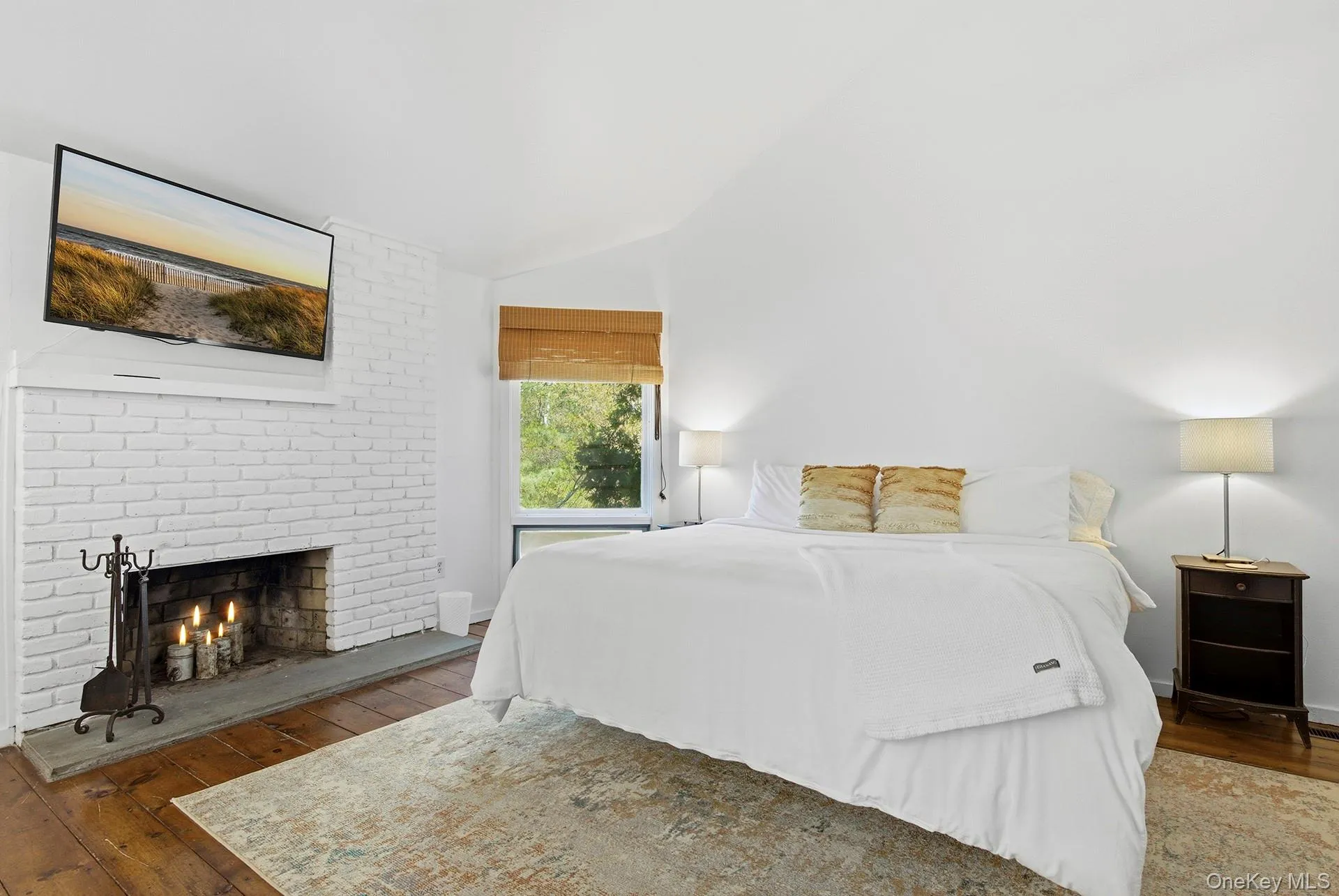20 Norfolk Drive, East Hampton, NY, 3 Bedrooms Bedrooms, 5 Rooms Rooms,2 BathroomsBathrooms,Residential,For Rent,Norfolk,0,995760 20 Norfolk Drive, East Hampton, NY, 3 Bedrooms Bedrooms, 5 Rooms Rooms,2 BathroomsBathrooms,Residential,For Rent,Norfolk,0,995760