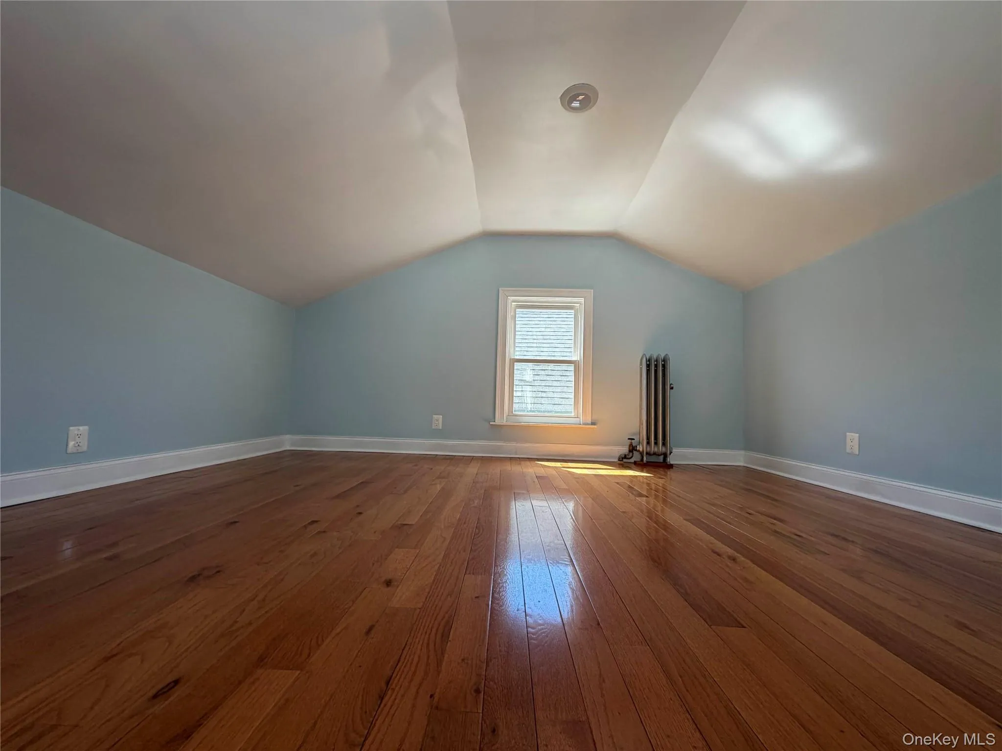 9055 178th Street, New York, NY, 3 Bedrooms Bedrooms, 6 Rooms Rooms,1 BathroomBathrooms,Residential Lease,For Rent,178th,0,995781 9055 178th Street, New York, NY, 3 Bedrooms Bedrooms, 6 Rooms Rooms,1 BathroomBathrooms,Residential Lease,For Rent,178th,0,995781