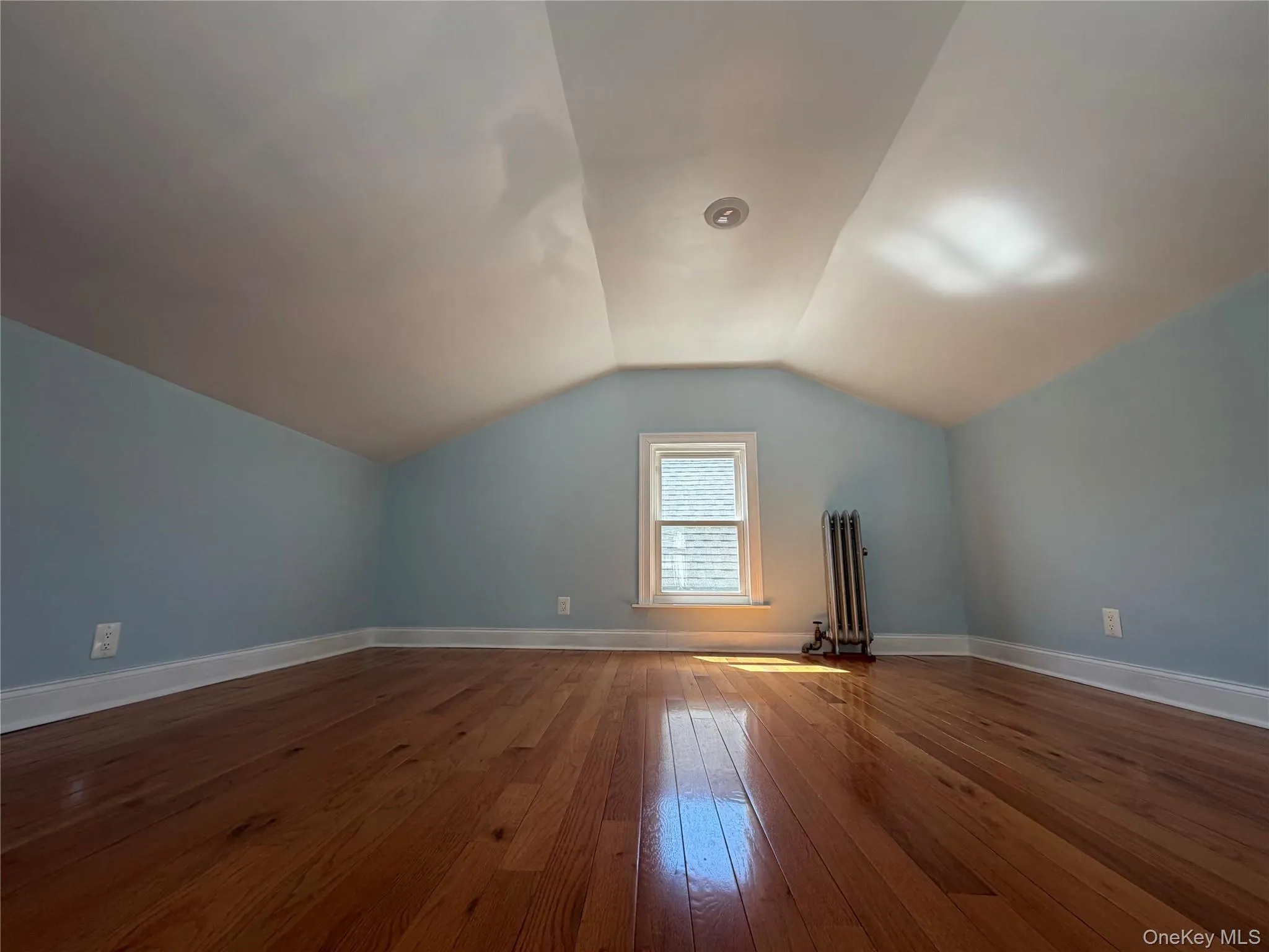 9055 178th Street, New York, NY, 3 Bedrooms Bedrooms, 6 Rooms Rooms,1 BathroomBathrooms,Residential Lease,For Rent,178th,0,995781 9055 178th Street, New York, NY, 3 Bedrooms Bedrooms, 6 Rooms Rooms,1 BathroomBathrooms,Residential Lease,For Rent,178th,0,995781