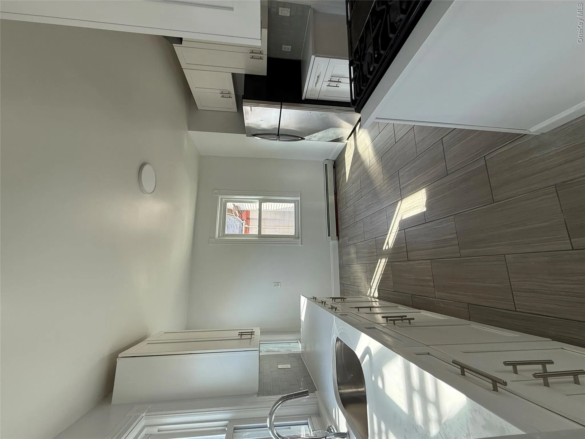 14 Elm Street, Mount Vernon, NY, 2 Bedrooms Bedrooms, 6 Rooms Rooms,1 BathroomBathrooms,Residential Lease,For Rent,Elm,0,995790 14 Elm Street, Mount Vernon, NY, 2 Bedrooms Bedrooms, 6 Rooms Rooms,1 BathroomBathrooms,Residential Lease,For Rent,Elm,0,995790