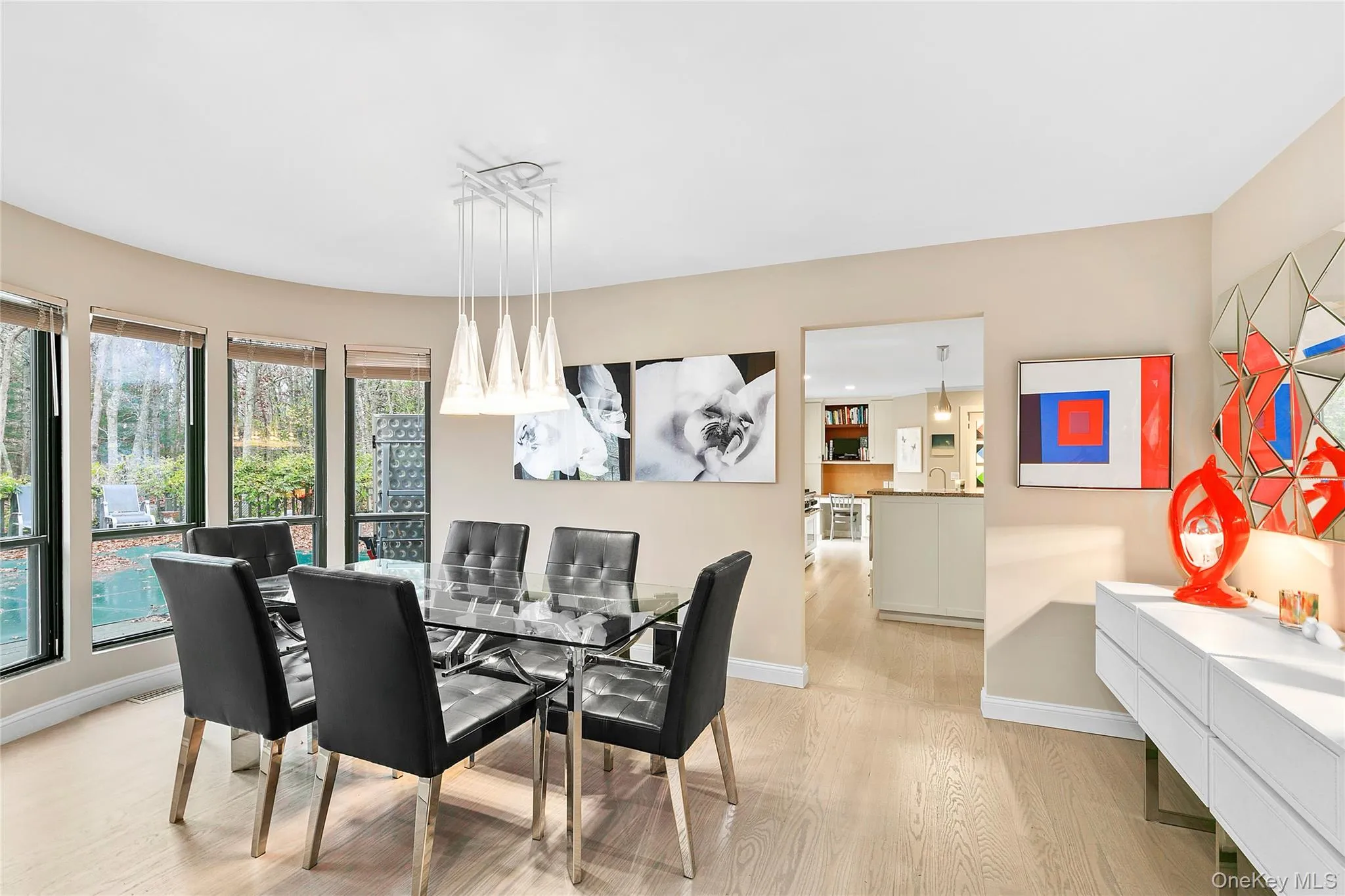 6 Wagon Lane, East Hampton, New York 11937