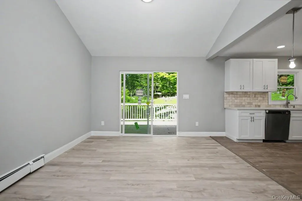 19 Englewood Terrace, Carmel, NY, 3 Bedrooms Bedrooms, 8 Rooms Rooms,2 BathroomsBathrooms,Residential,For Rent,Englewood,0,995818 19 Englewood Terrace, Carmel, NY, 3 Bedrooms Bedrooms, 8 Rooms Rooms,2 BathroomsBathrooms,Residential,For Rent,Englewood,0,995818