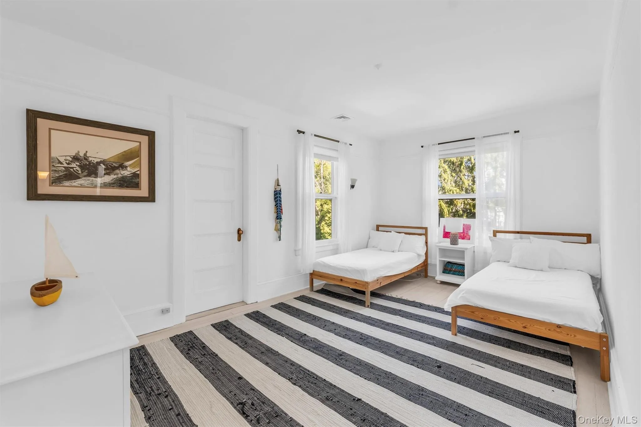 64 Howells Point Road, Brookhaven, NY, 7 Bedrooms Bedrooms, 12 Rooms Rooms,3 BathroomsBathrooms,Residential Sale,For Rent,Howells Point,0,995824 64 Howells Point Road, Brookhaven, NY, 7 Bedrooms Bedrooms, 12 Rooms Rooms,3 BathroomsBathrooms,Residential Sale,For Rent,Howells Point,0,995824