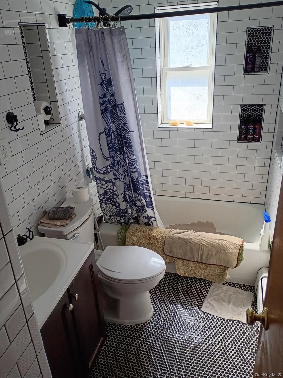 93 Railroad Avenue, Haverstraw, NY, 3 Bedrooms Bedrooms, 5 Rooms Rooms,1 BathroomBathrooms,Residential Lease,For Rent,Railroad,0,995829 93 Railroad Avenue, Haverstraw, NY, 3 Bedrooms Bedrooms, 5 Rooms Rooms,1 BathroomBathrooms,Residential Lease,For Rent,Railroad,0,995829